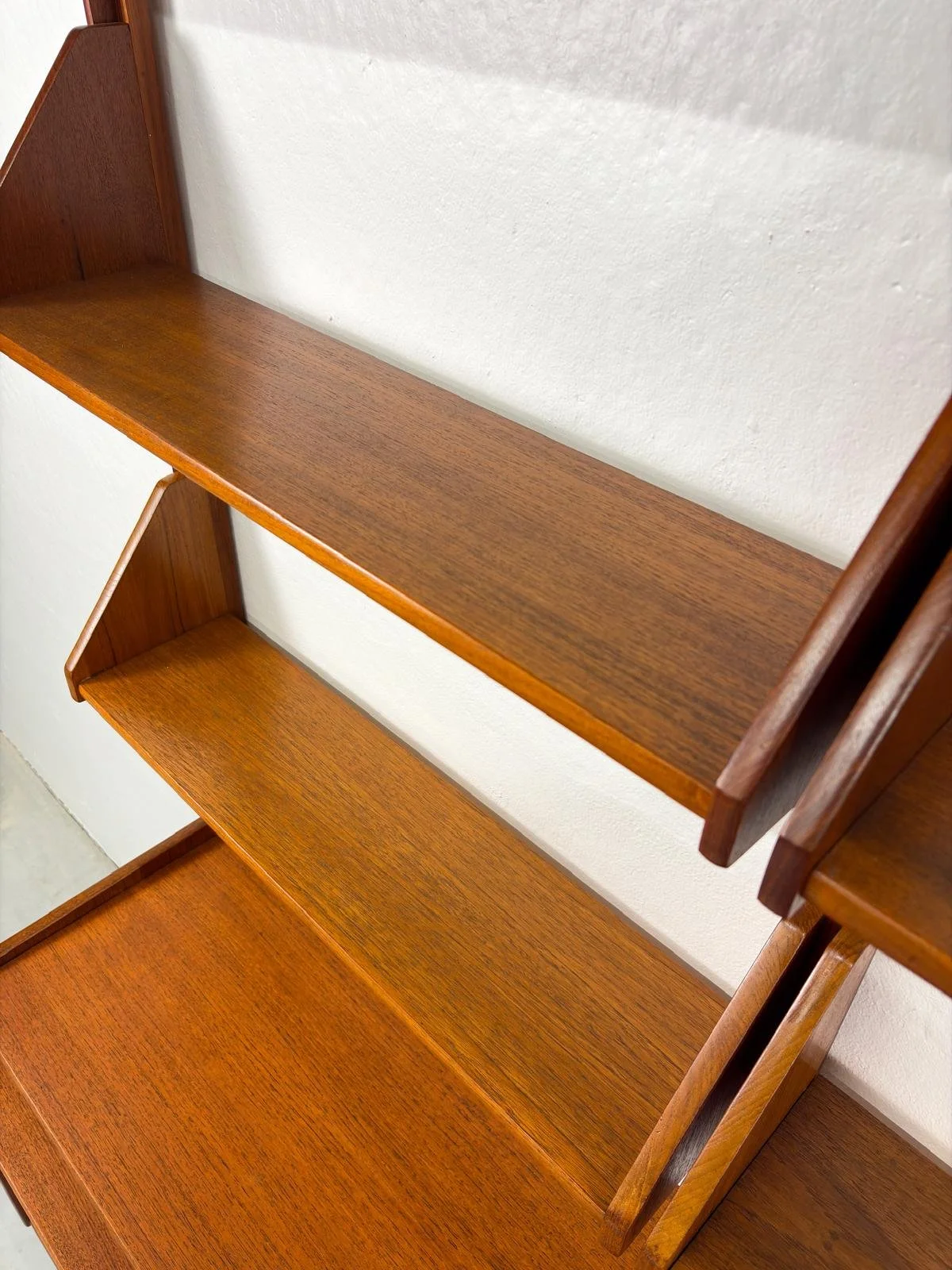 Vintage Modulair Wandsysteem O.M.F. 'Elementa' (10).jpg