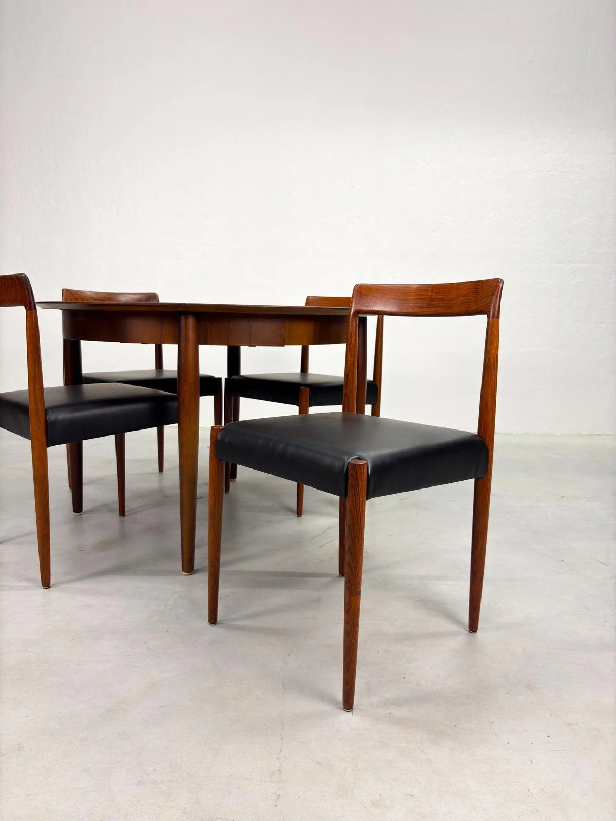 Mid-century Palissander Eetkamerset van Lübke (17).jpeg