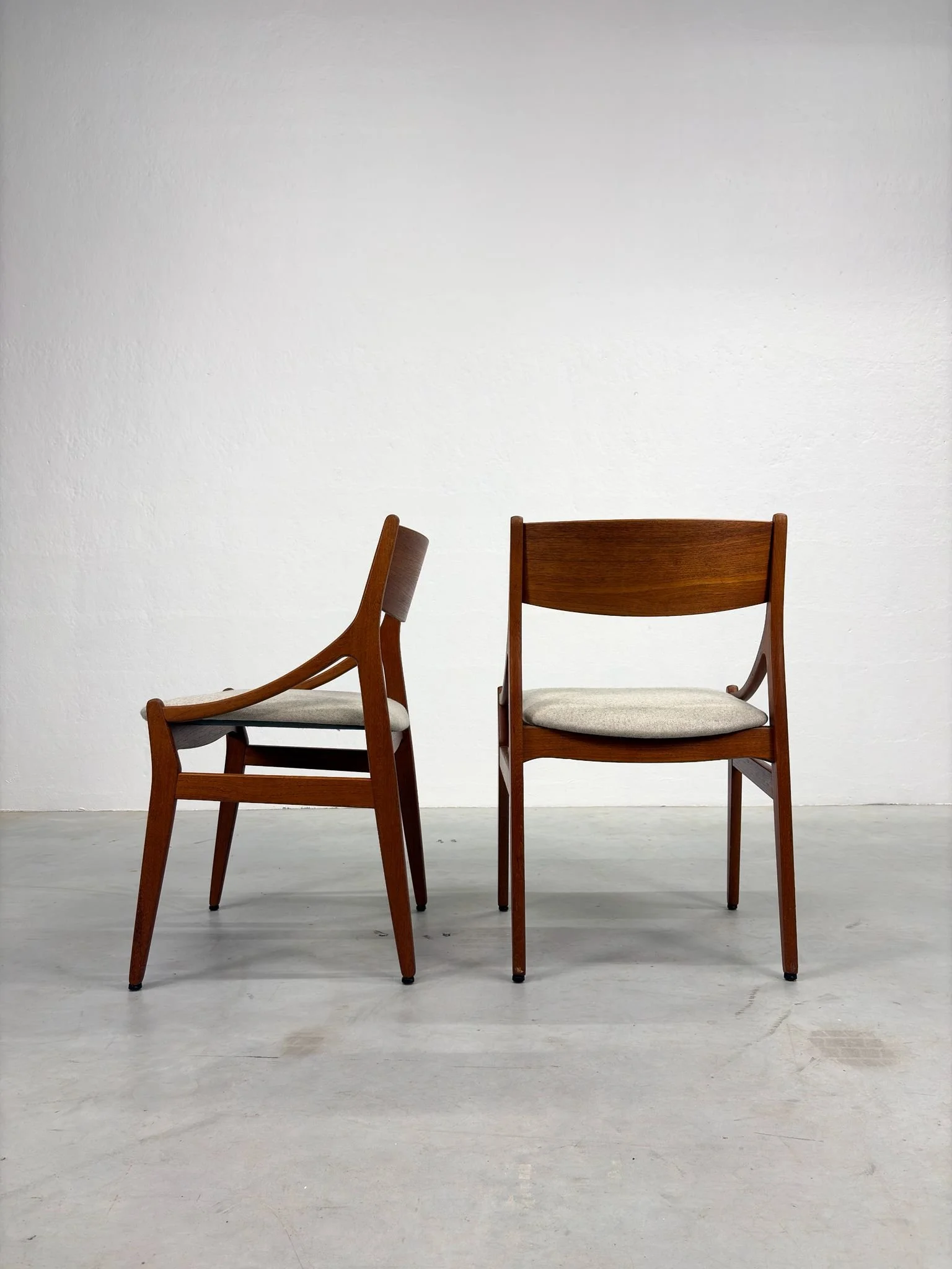 Set Mid-century Eetkamerstoelen van Vestervig Eriksen (15).jpeg
