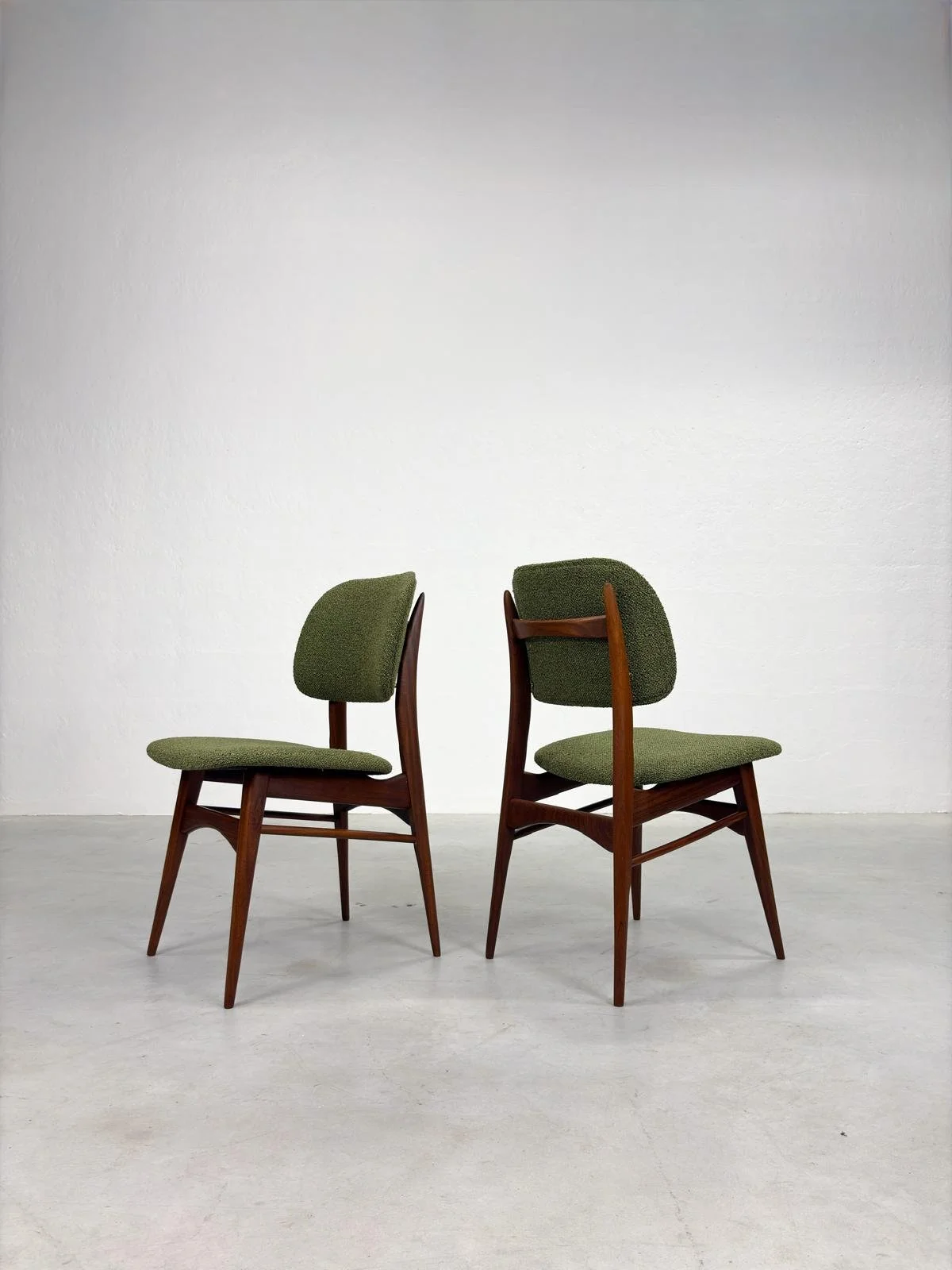 Set 'Milaan' Eetkamerstoelen van Louis van Teeffelen (4).jpeg
