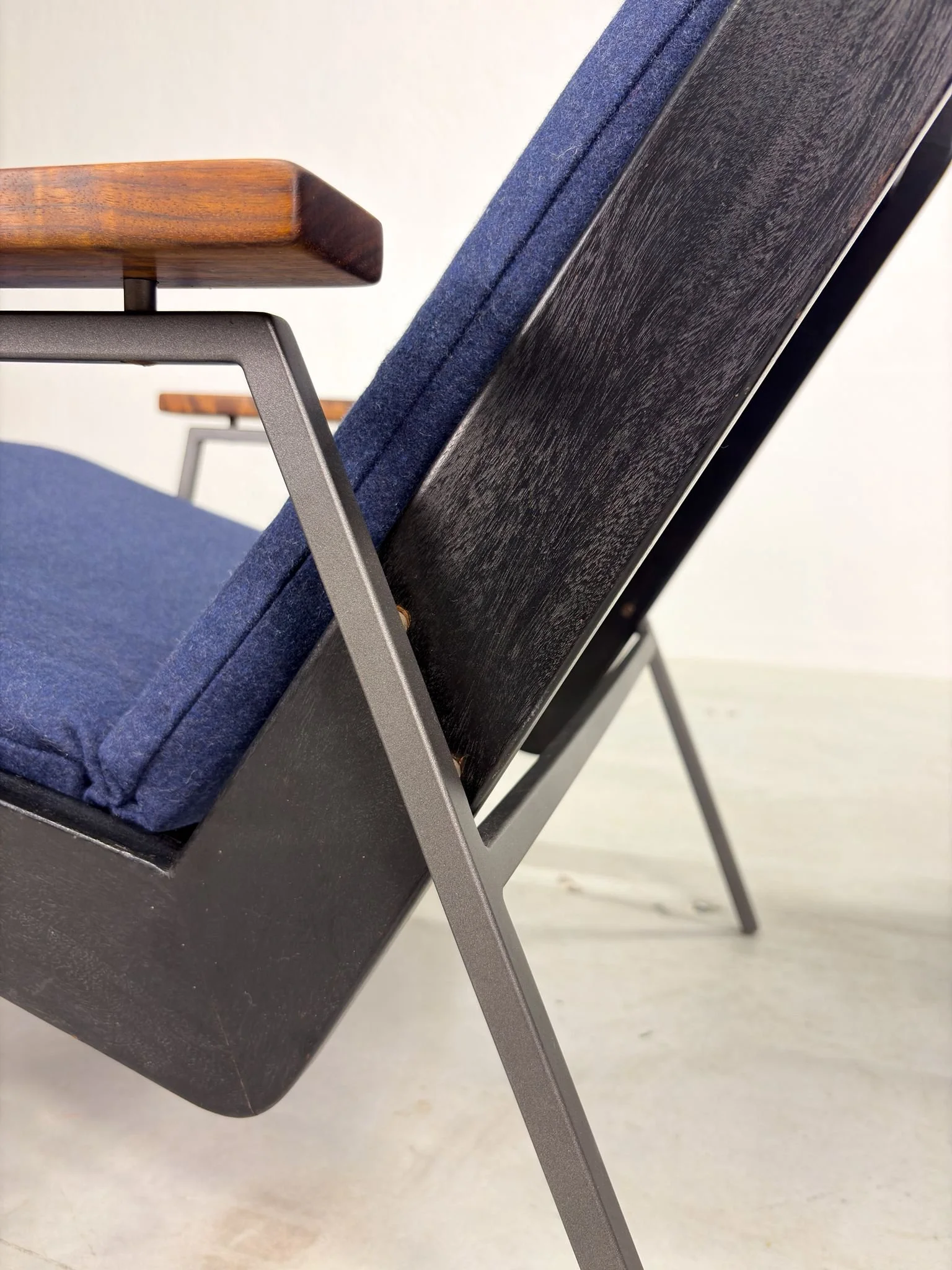 Set '1611 Lotus' Fauteuils van Rob Parry voor Gelderland (14).jpeg