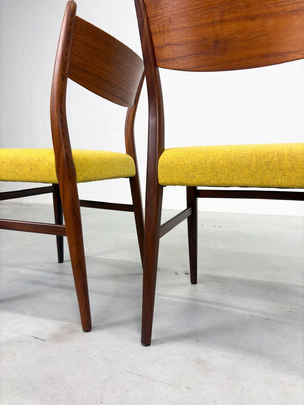 Set 'SA10' Eetkamerstoelen van Cees Braakman voor Pastoe (19).jpeg