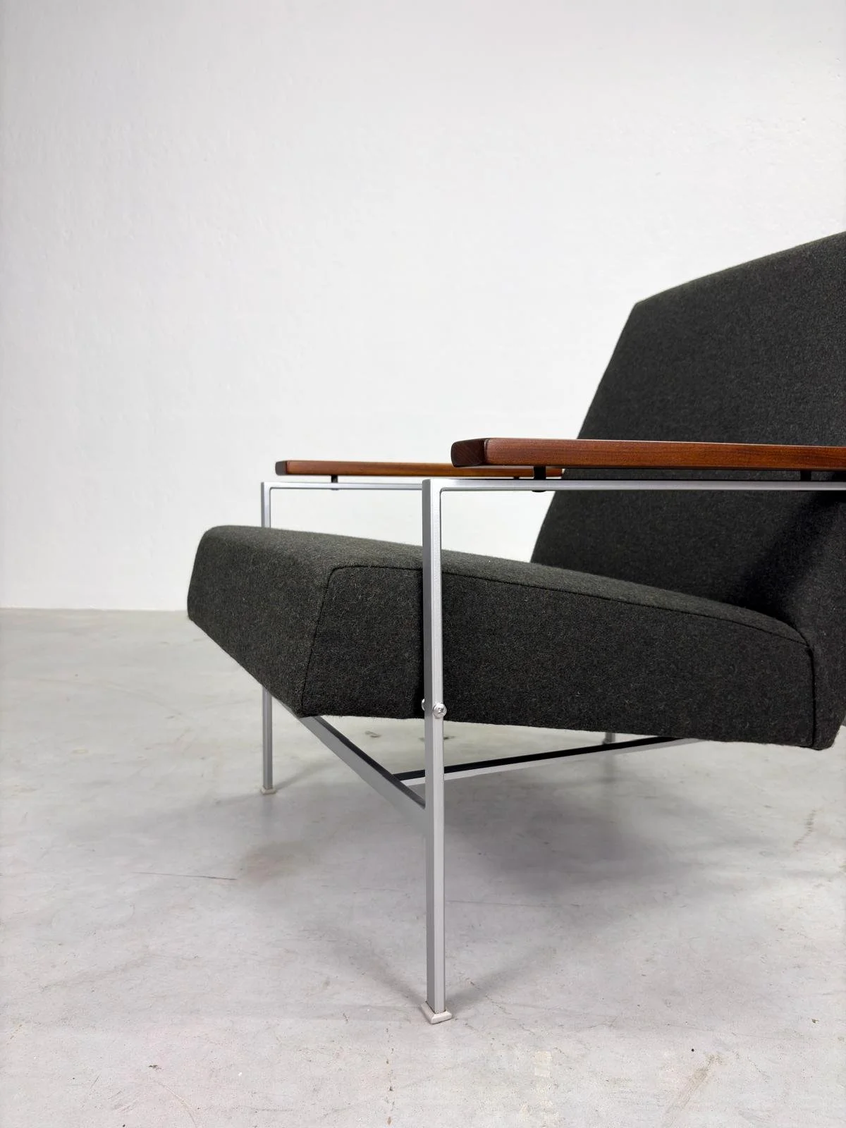 Fauteuil model '2280' van Rob Parry voor Gelderland (15).jpeg