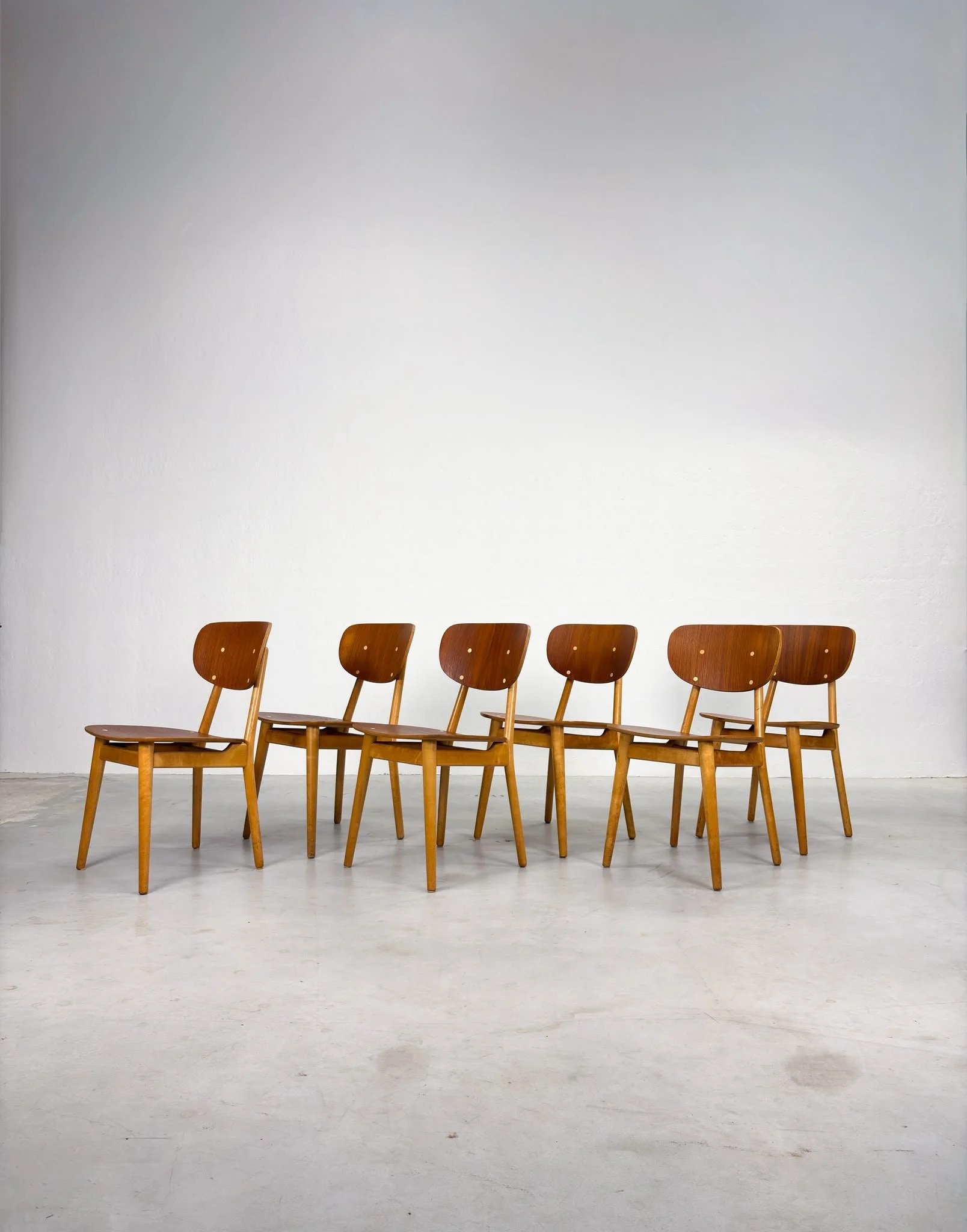 Set 'SB11' Eetkamerstoelen van Cees Braakman voor Pastoe (1).jpeg