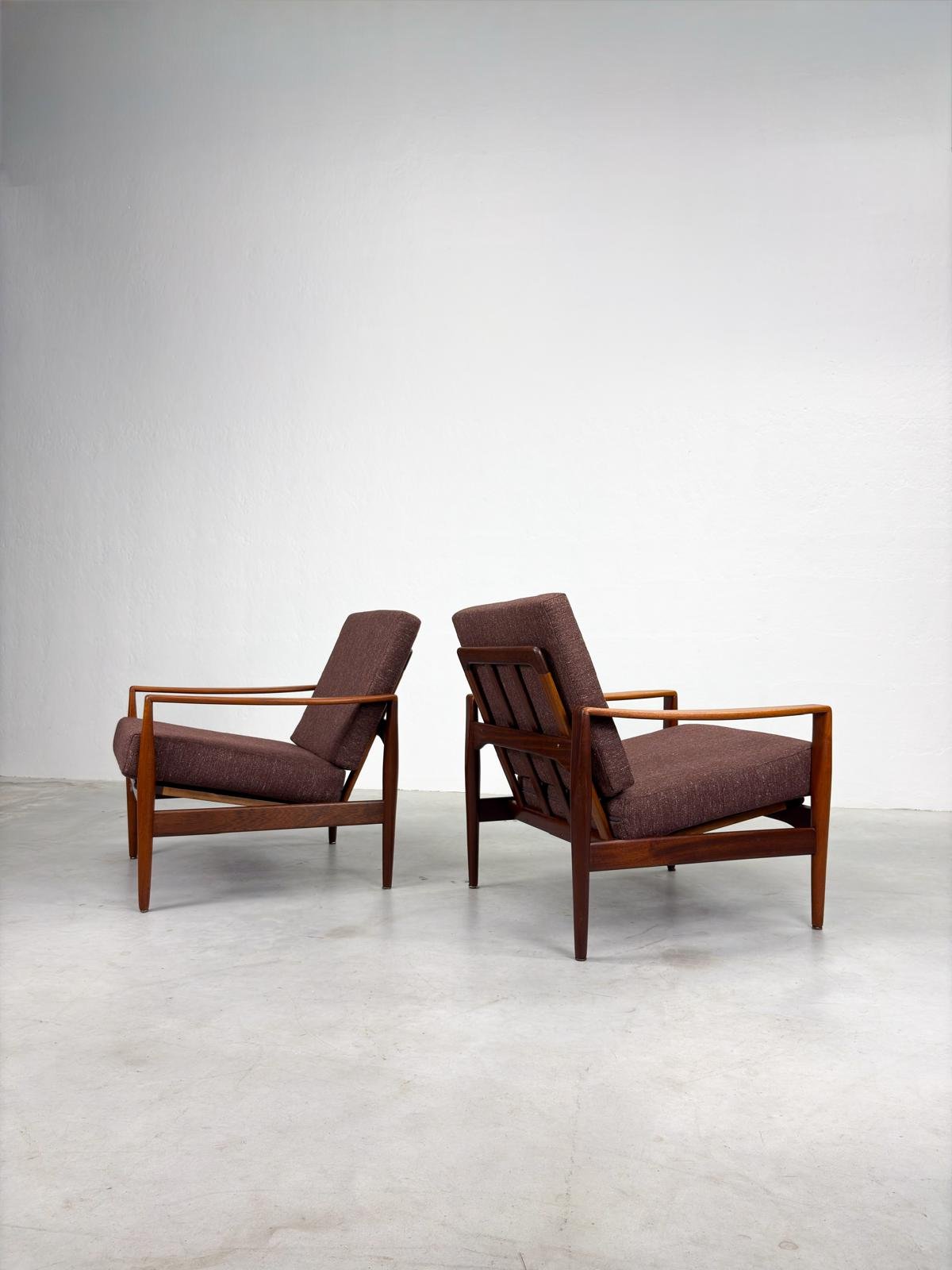 'EK' Fauteuil van Illum Wikkelsø voor N. Eilersen (8).jpeg