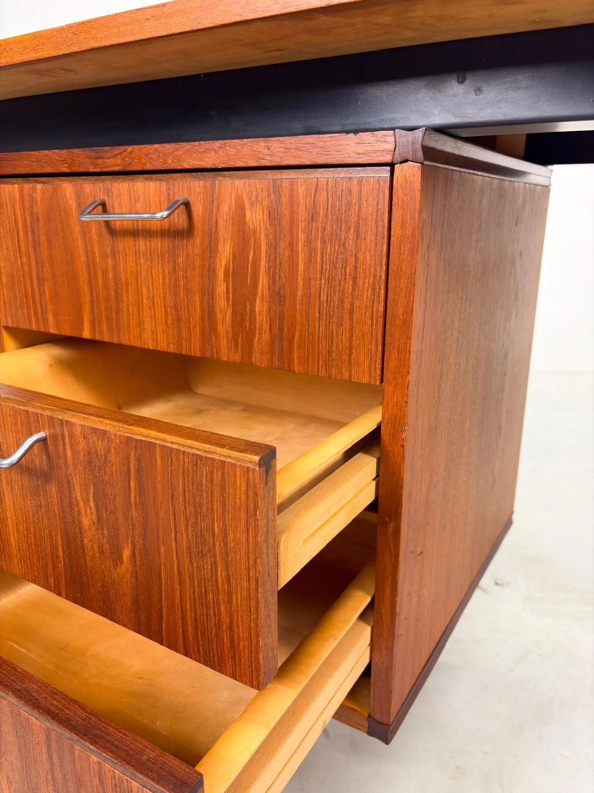 Pastoe Bureau uit 'Made to Measure' serie van Cees Braakman (15).jpeg