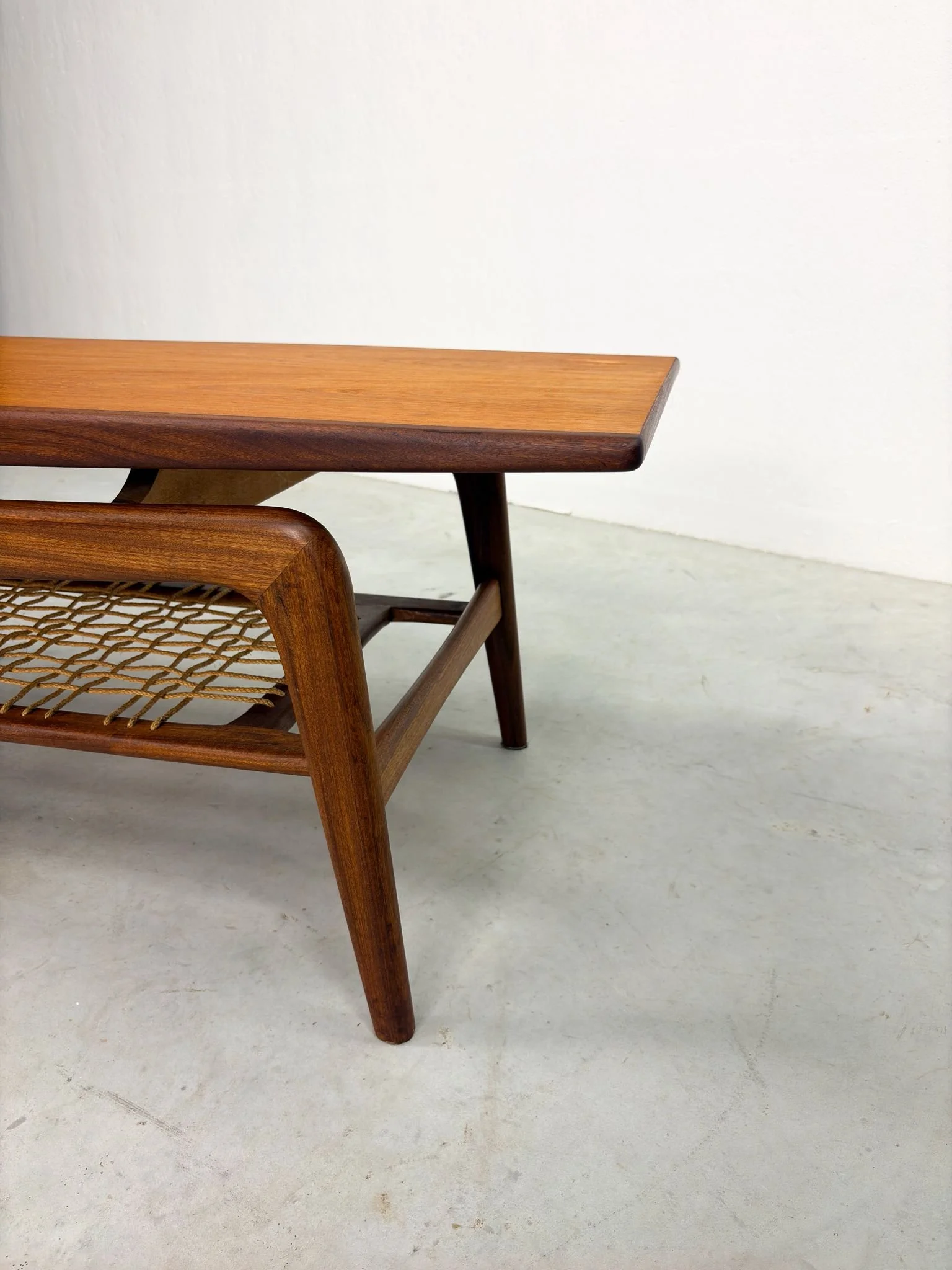 Mid-century Salontafel van Arne Hovmand Olsen (1).jpeg