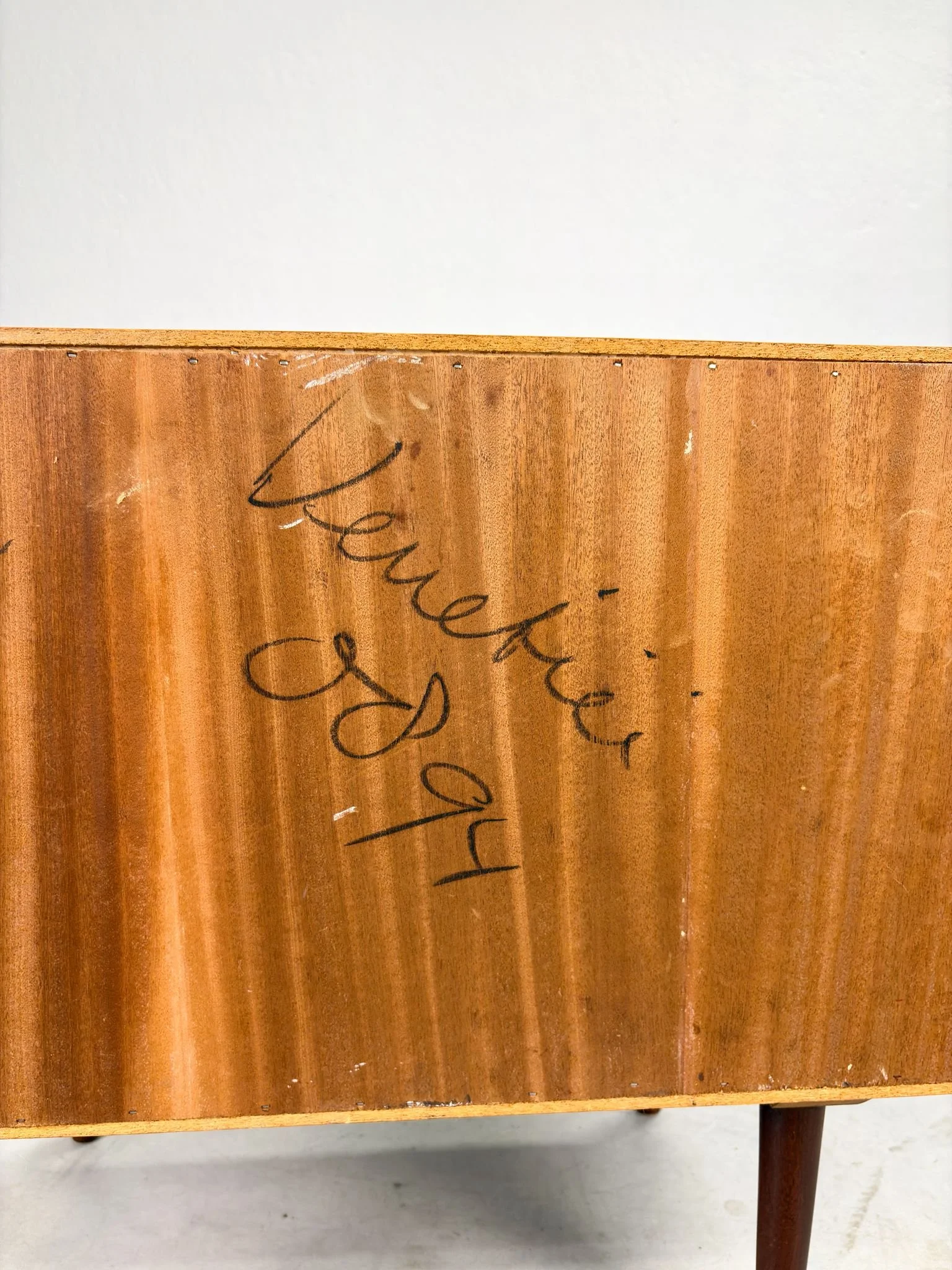 Mid-century 'Mahjongg' Ladekast van Ouwenbroek's Meubelfabriek (20).jpeg