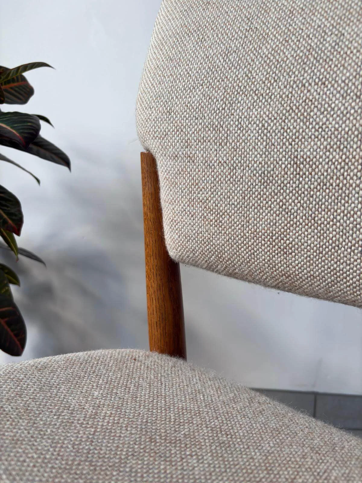 Set Vintage Deense Eetkamerstoelen Fritz Hansen (4).jpg