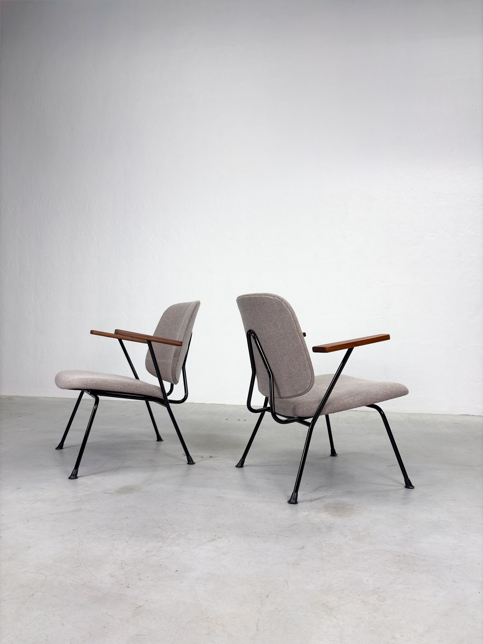 Set 'Nr. 12' Fauteuils van Gijs van der Sluis (2).jpeg