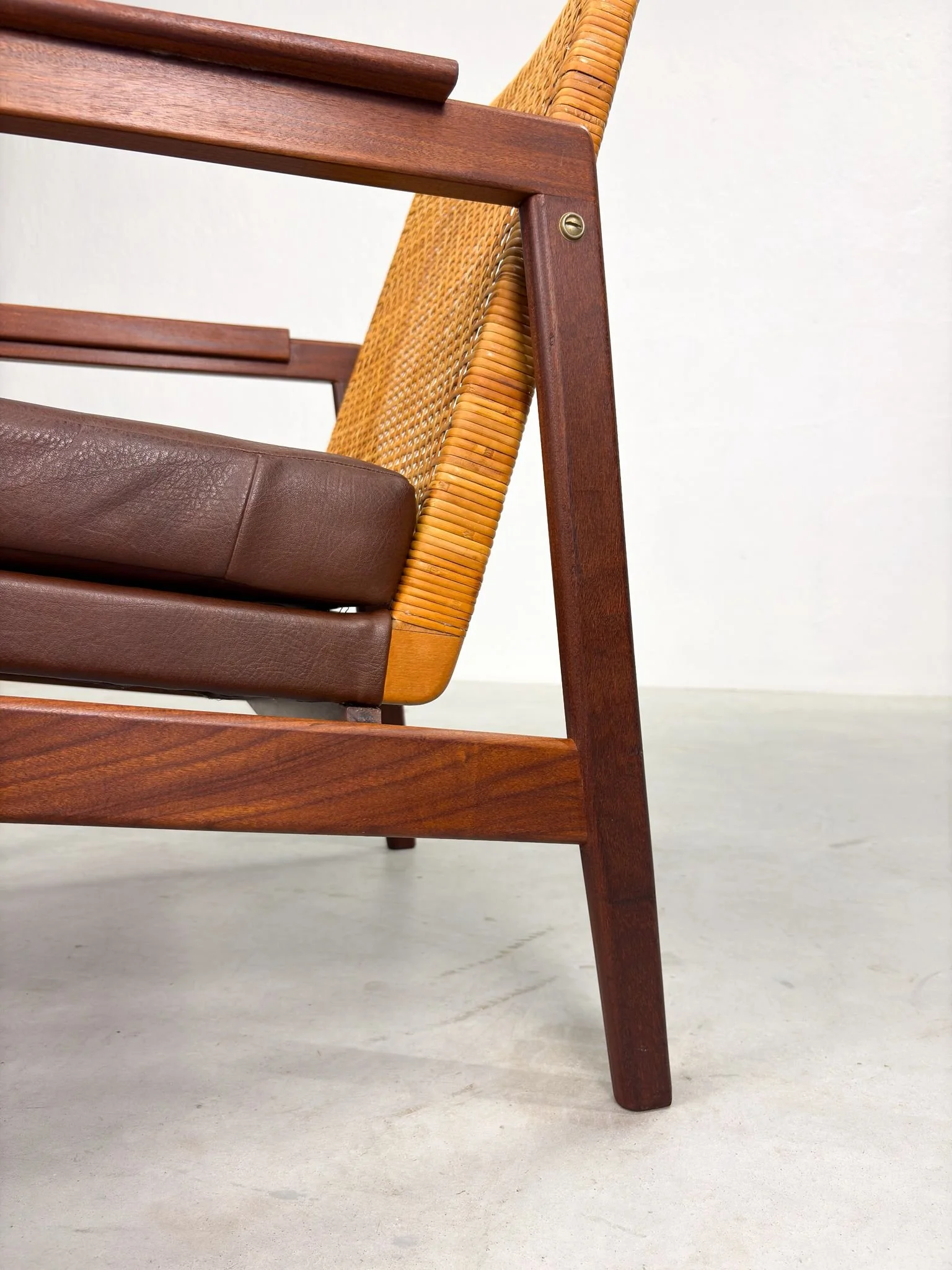 Mid-century Fauteuil van P.J Muntendam voor Gebr. Jonkers (11).jpeg