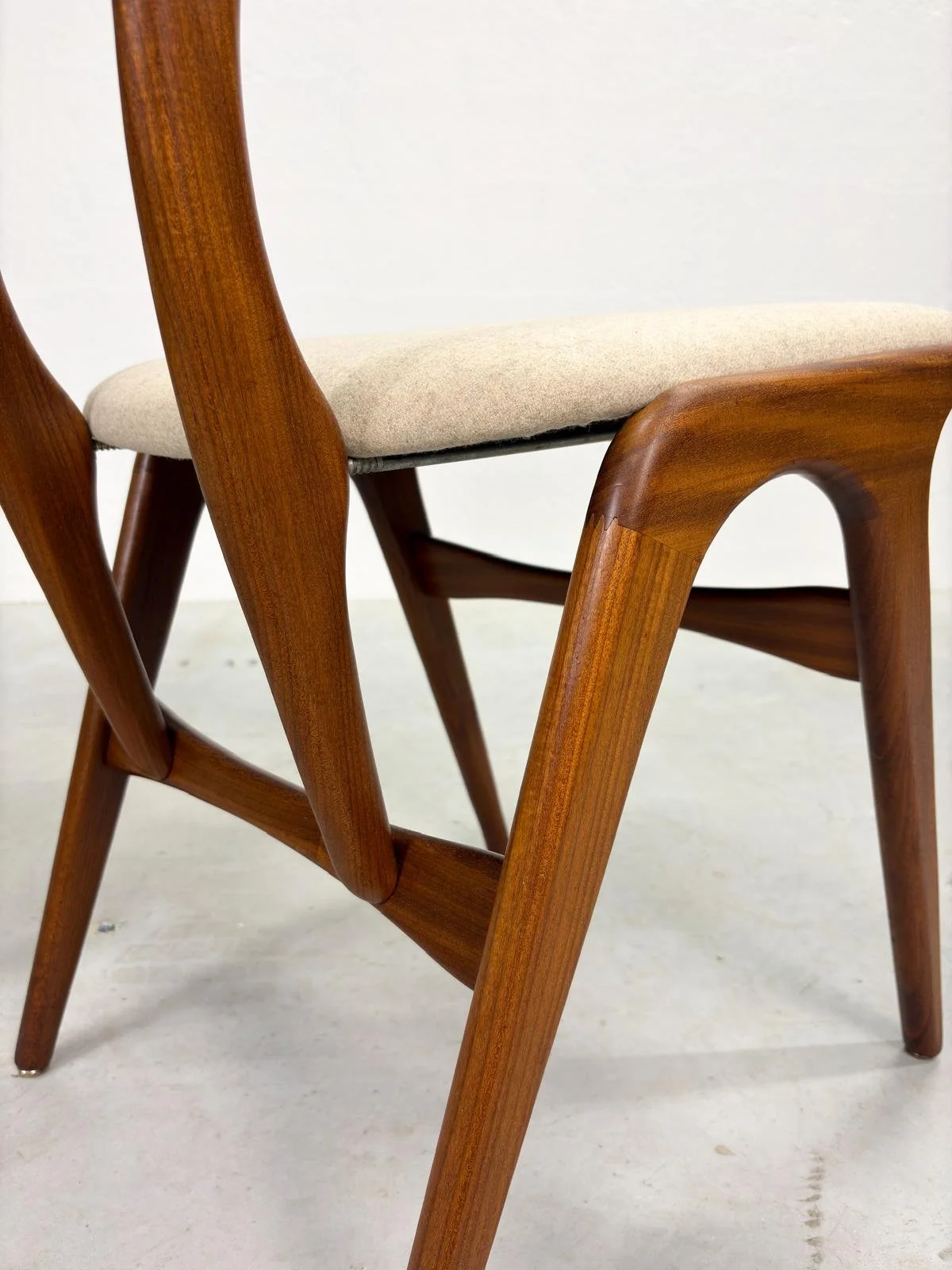 Set Mid-Century Eetkamerstoelen van Topform (5).jpeg