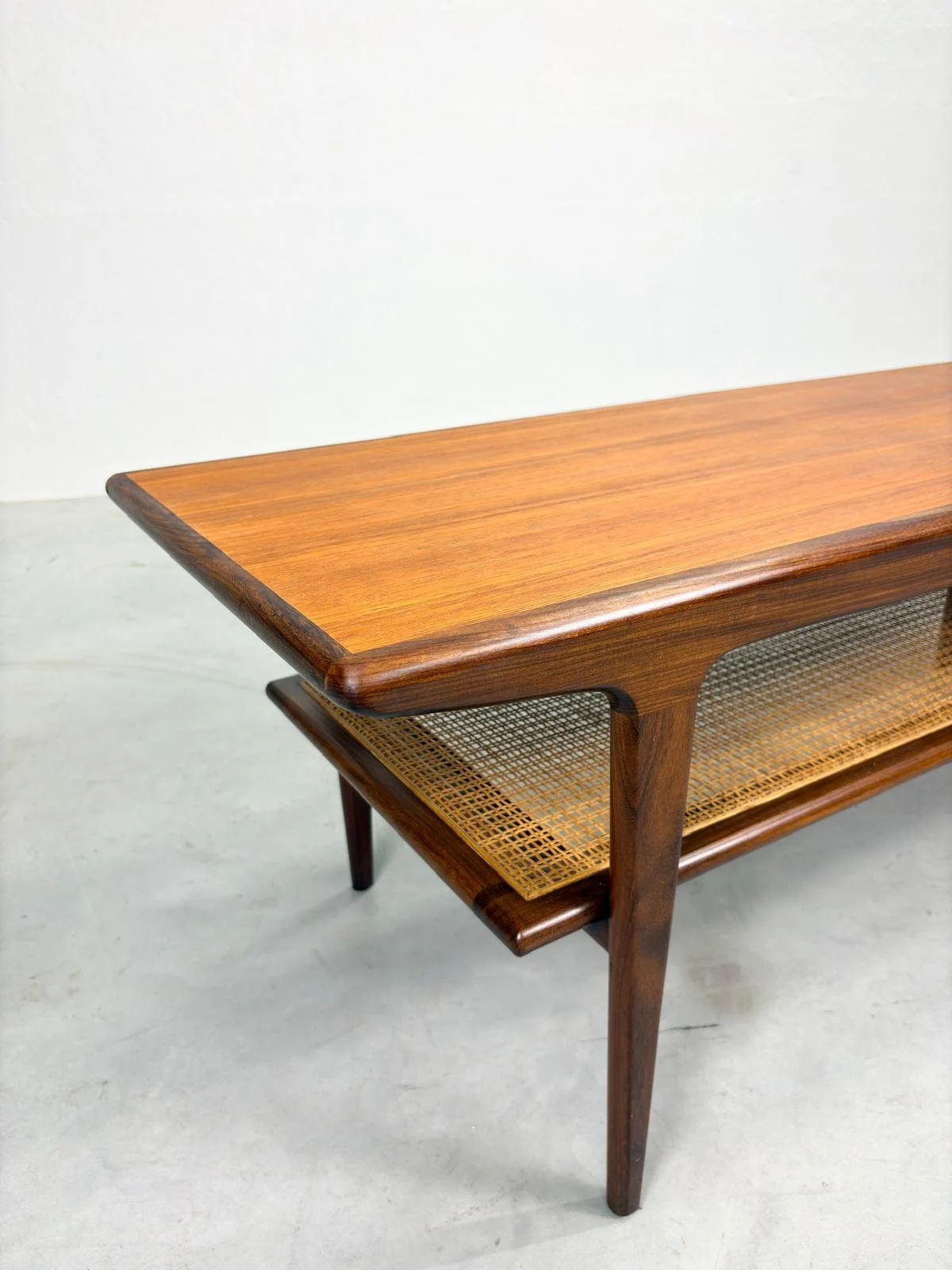 Mid-Century Salontafel van John Herbert voor A Younger (13).jpeg