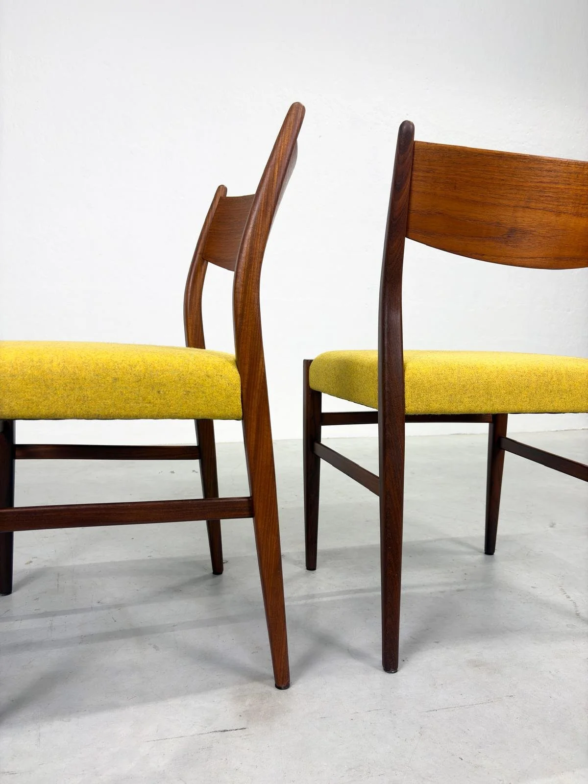 Set 'SA10' Eetkamerstoelen van Cees Braakman voor Pastoe (17).jpeg