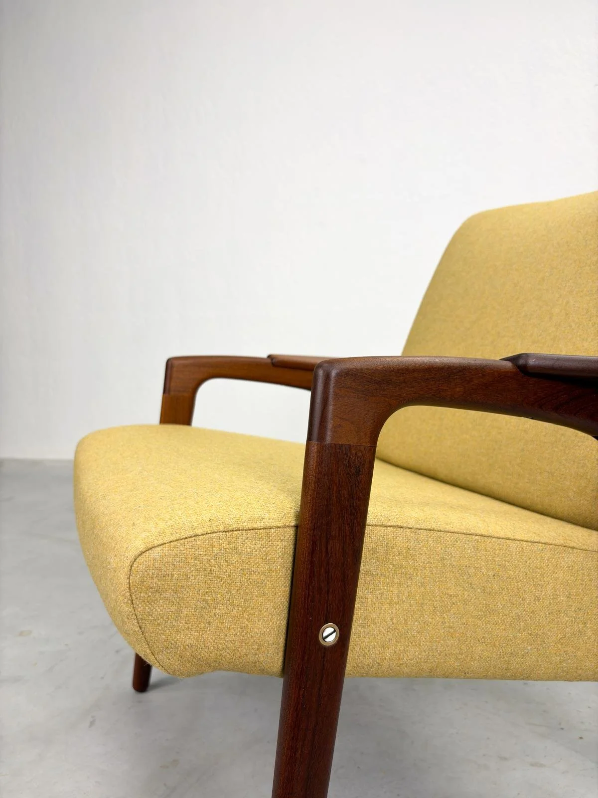 Pastoe 'Ruster' Fauteuil van Yngve Ekström Laag (7).jpeg