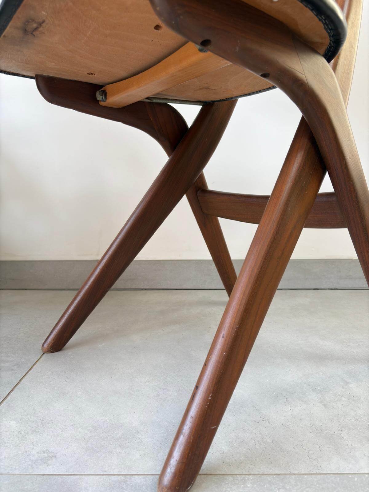 Vintage Scissor Chairs Louis van Teeffelen