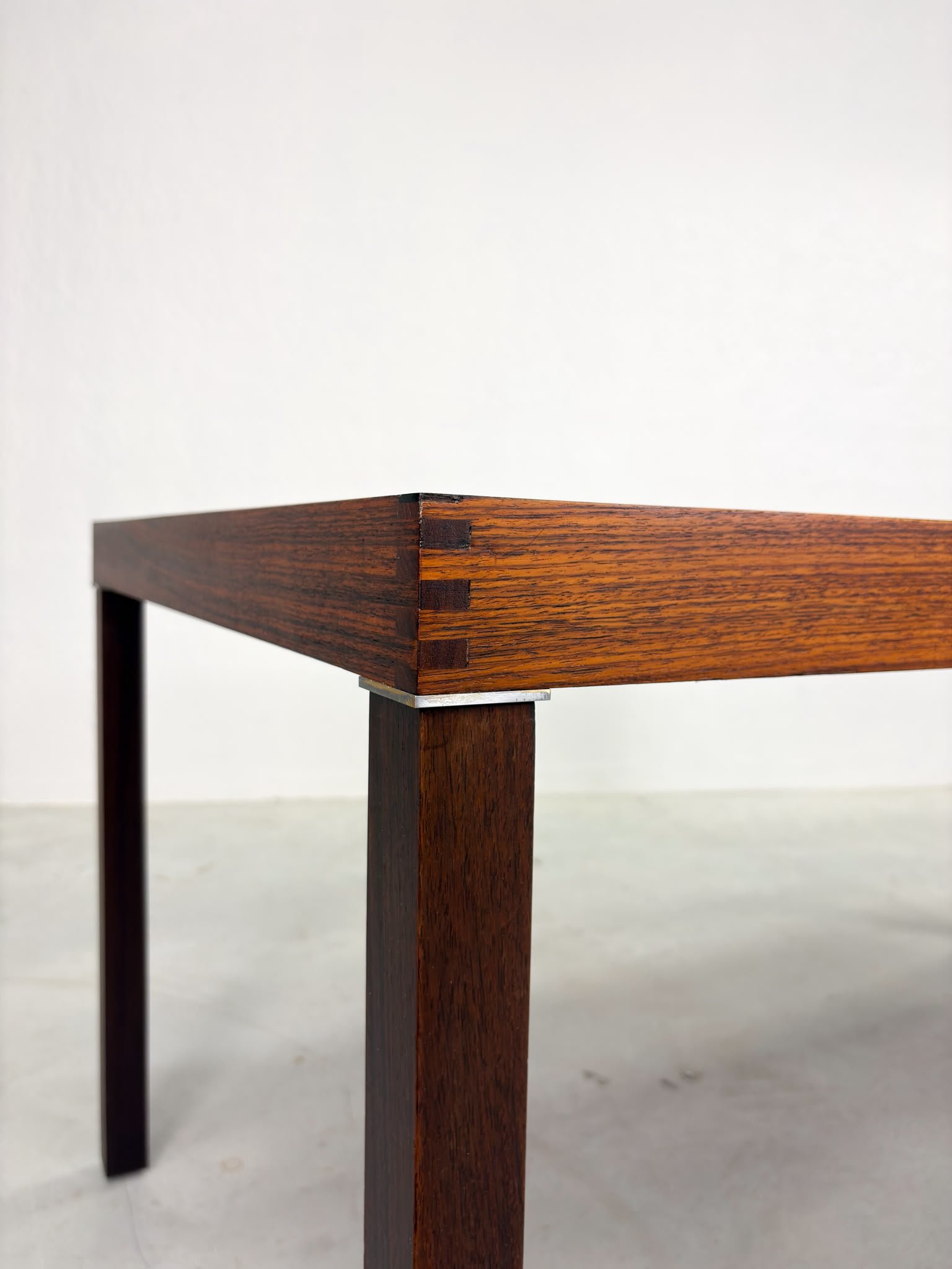 Uitschuifbare Eettafel van Inger Klingenberg voor Fristho (13).jpeg