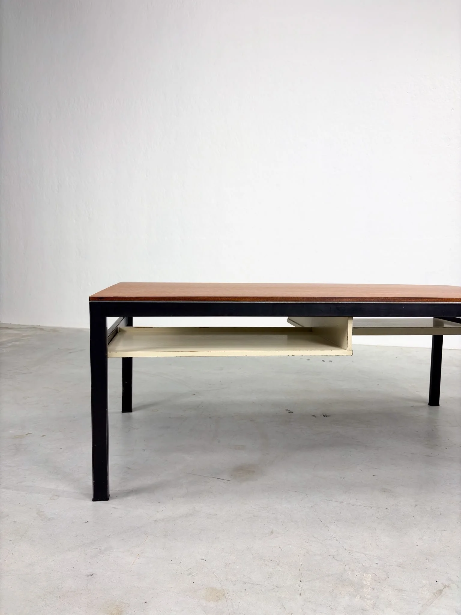 'TU04' Salontafel van Cees Braakman voor Pastoe (30).jpeg