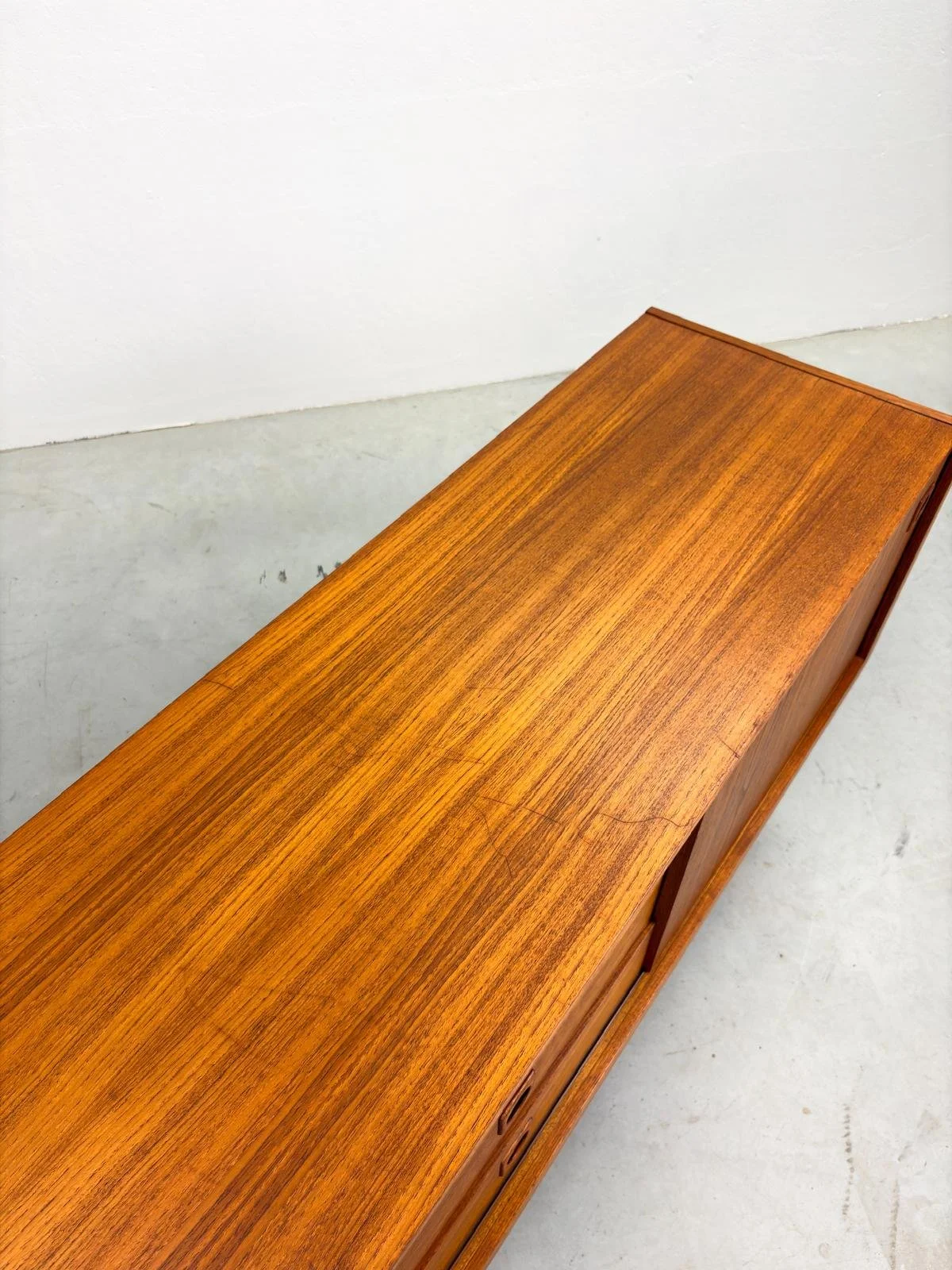 Mid-century Sideboard van Mahjongg Vlaardingen (2).jpeg