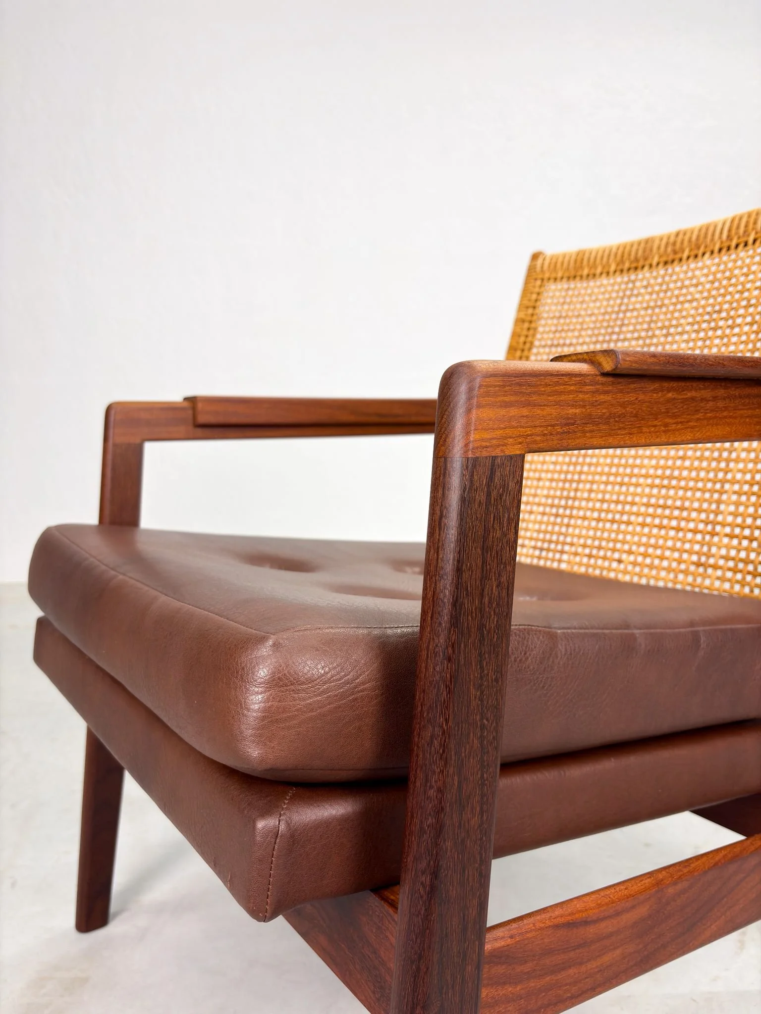 Mid-century Fauteuil van P.J Muntendam voor Gebr. Jonkers (18).jpeg