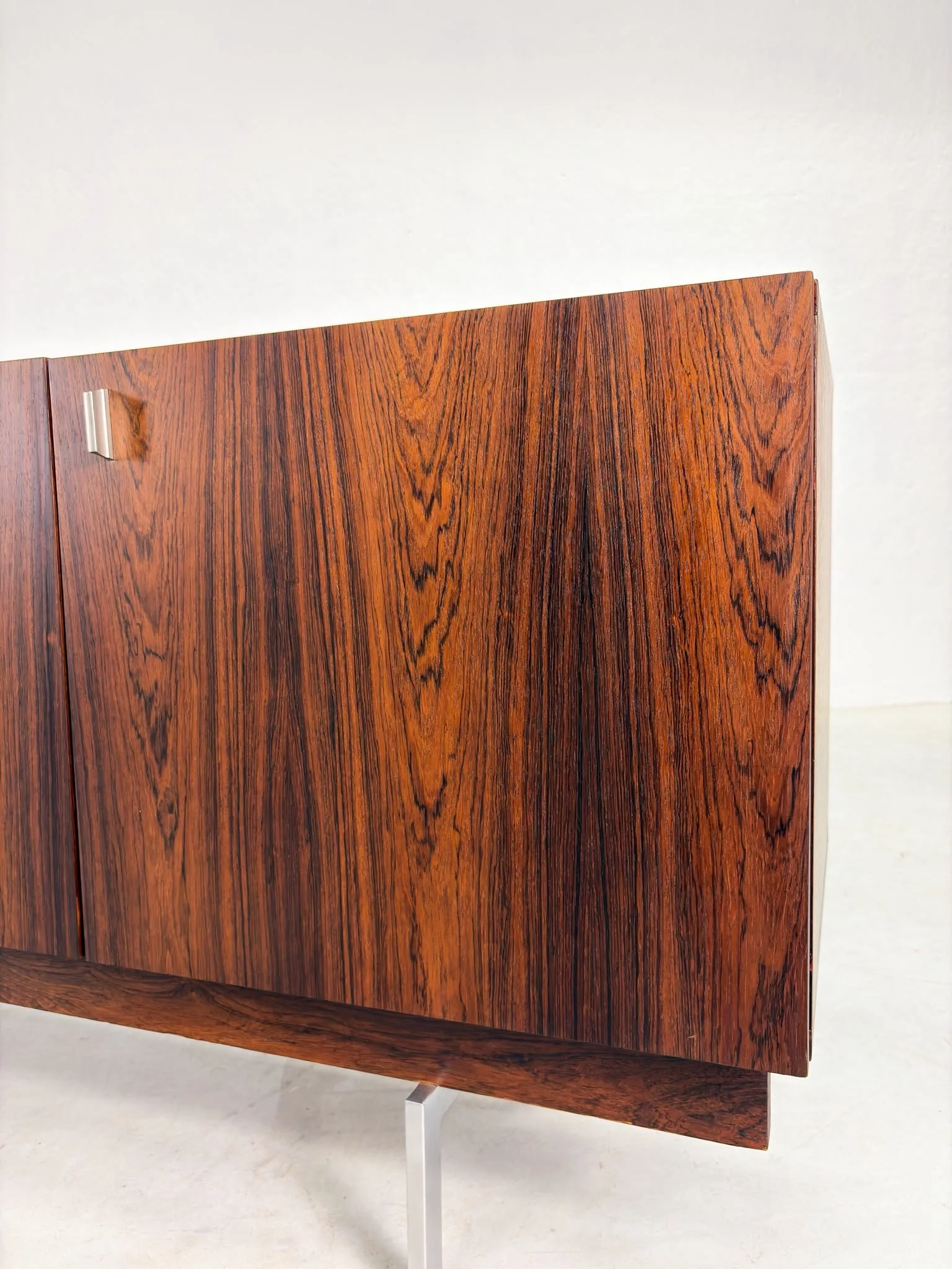 Zeldzaam 'Propos' Sideboard in Palissander van Hulmefa (12).jpeg