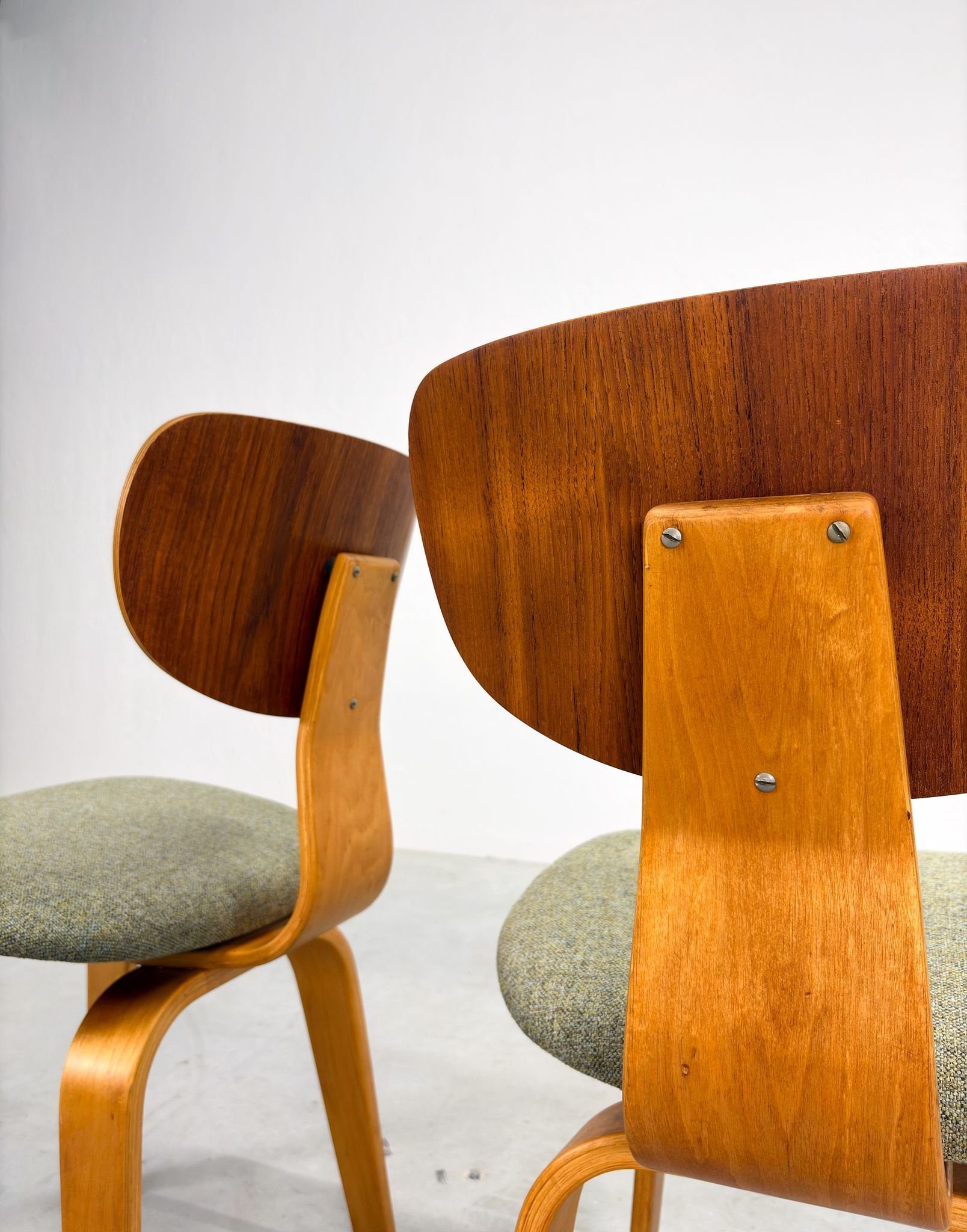 Set 'SB02' Eetkamerstoelen van Cees Braakman voor Pastoe (16).jpeg