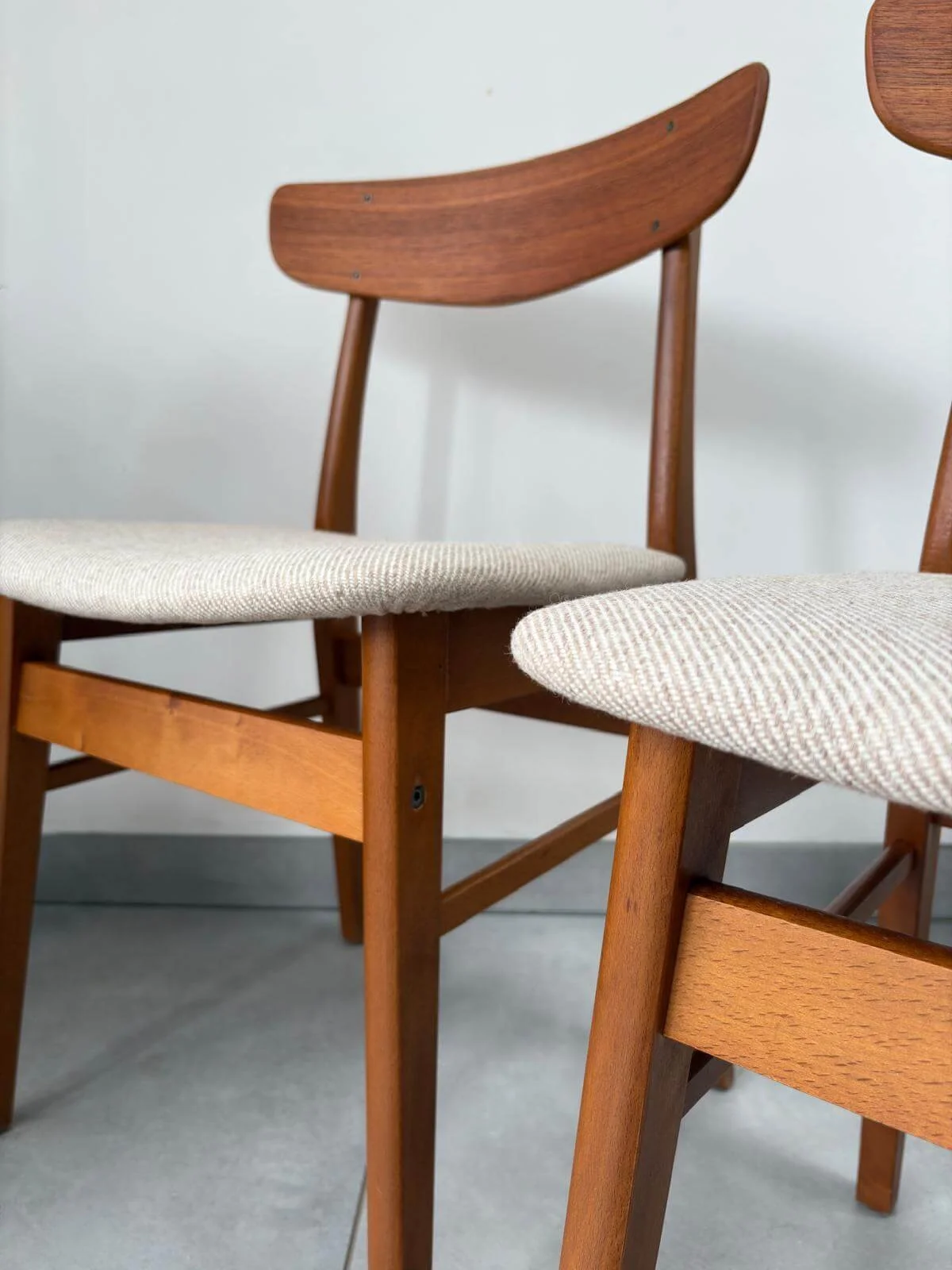 Vintage Scandinavische Eetkamerstoelen Farstrup (14).jpg