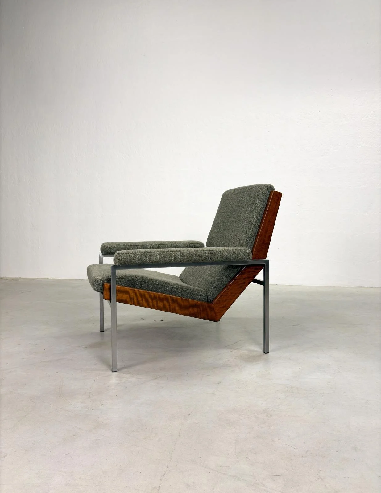 'Lotus' Dames Fauteuil van Rob Parry voor Gelderland (20).jpeg
