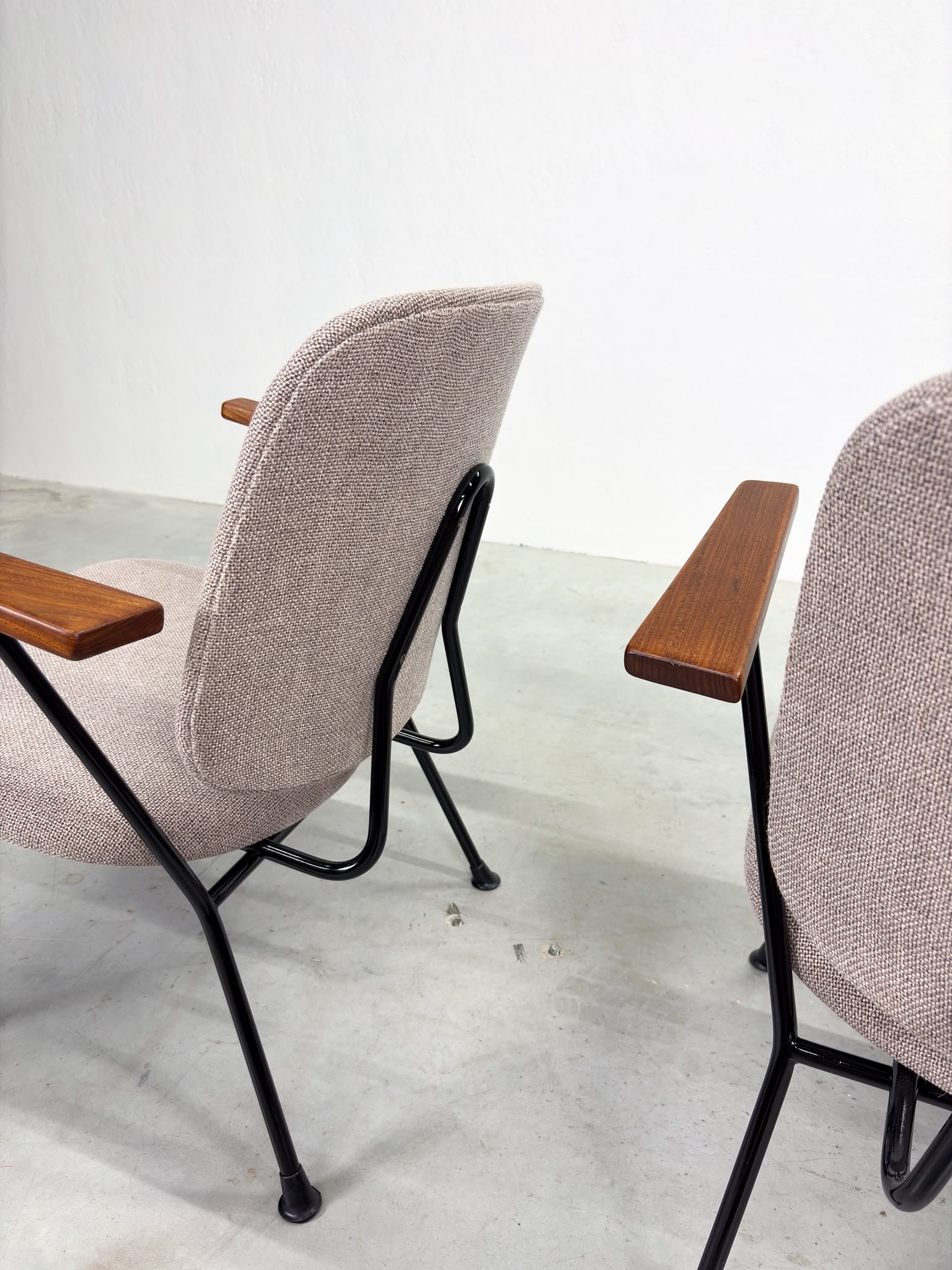 Set 'Nr. 12' Fauteuils van Gijs van der Sluis (10).jpeg