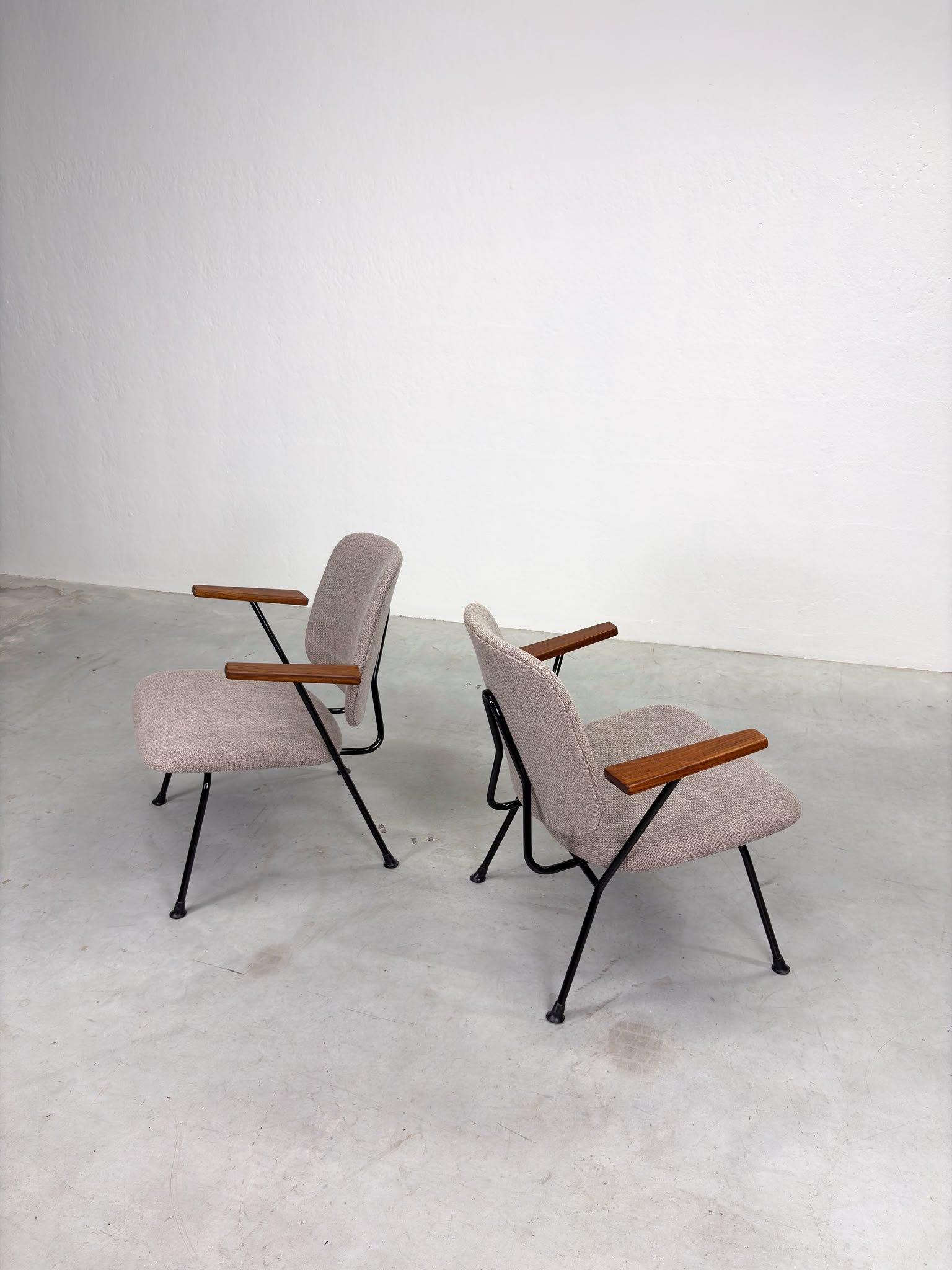 Set 'Nr. 12' Fauteuils van Gijs van der Sluis (17).jpeg