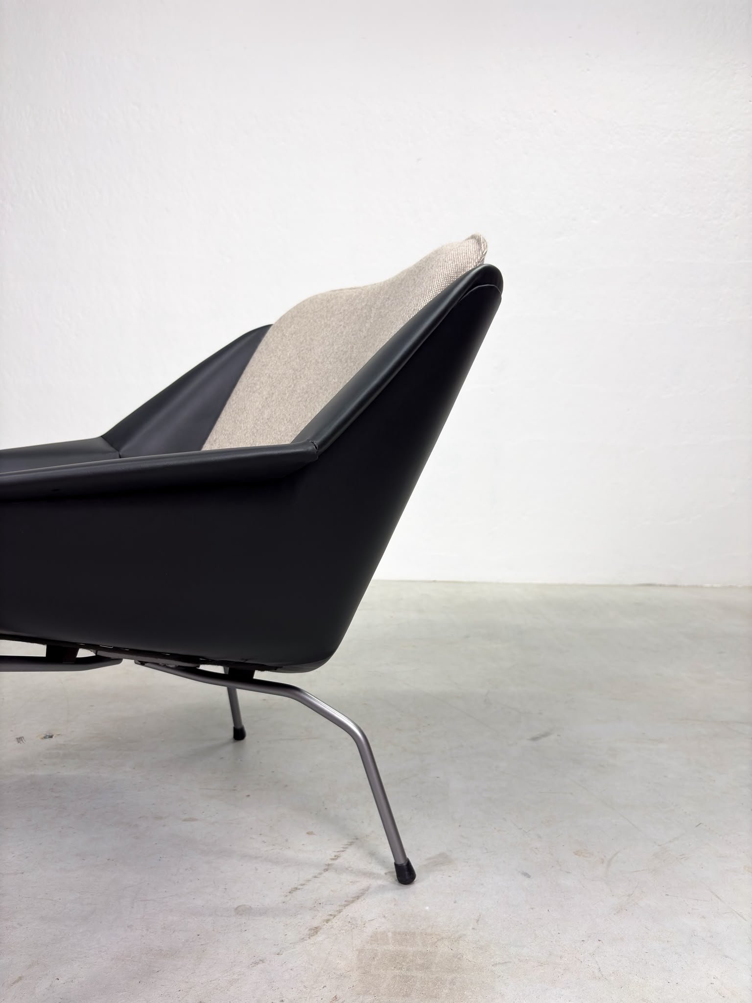 'FM04' Fauteuil van Cees Braakman voor Pastoe (14).jpeg