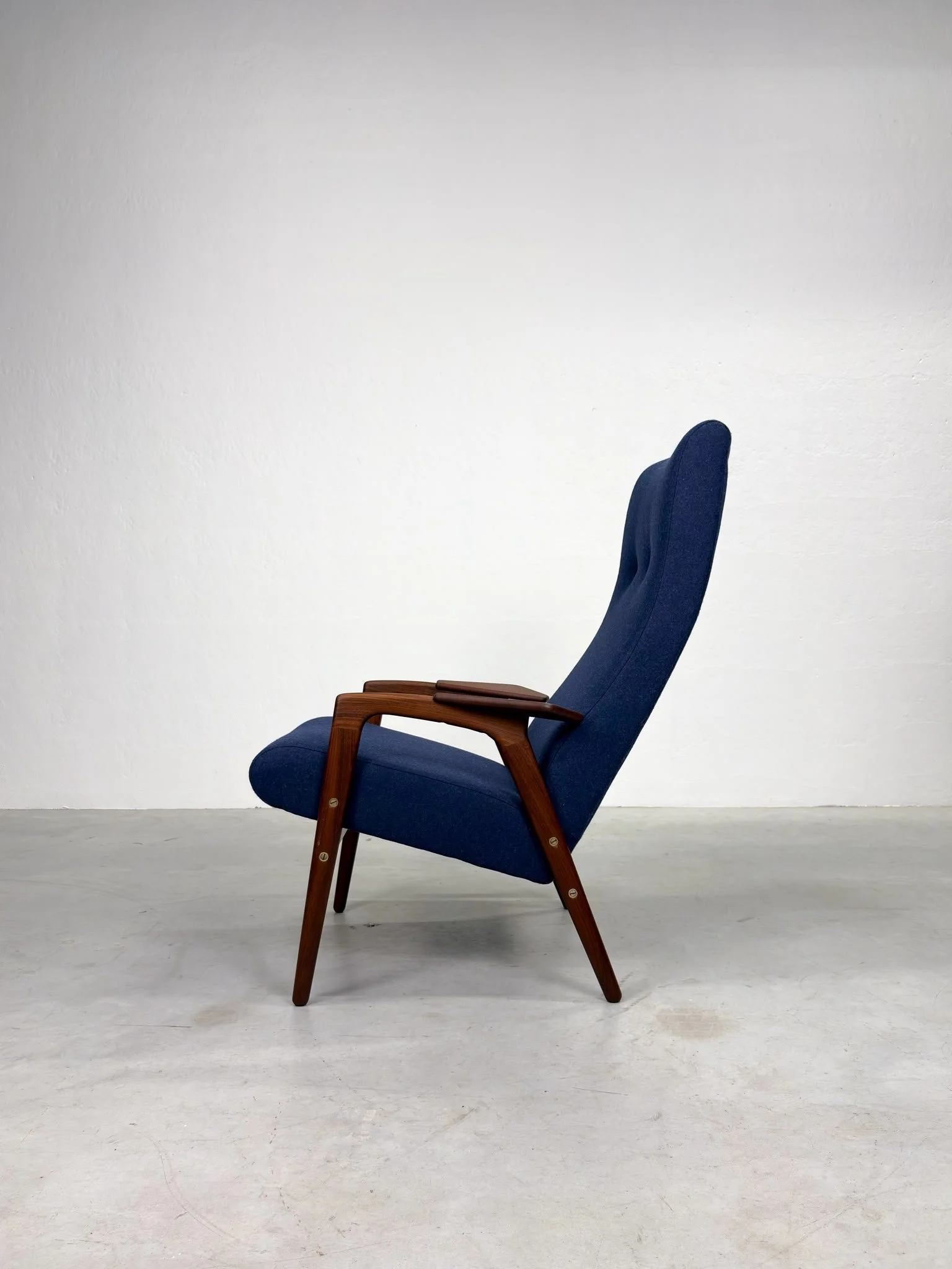 Pastoe 'Ruster' Fauteuil van Yngve Ekström (15).jpeg