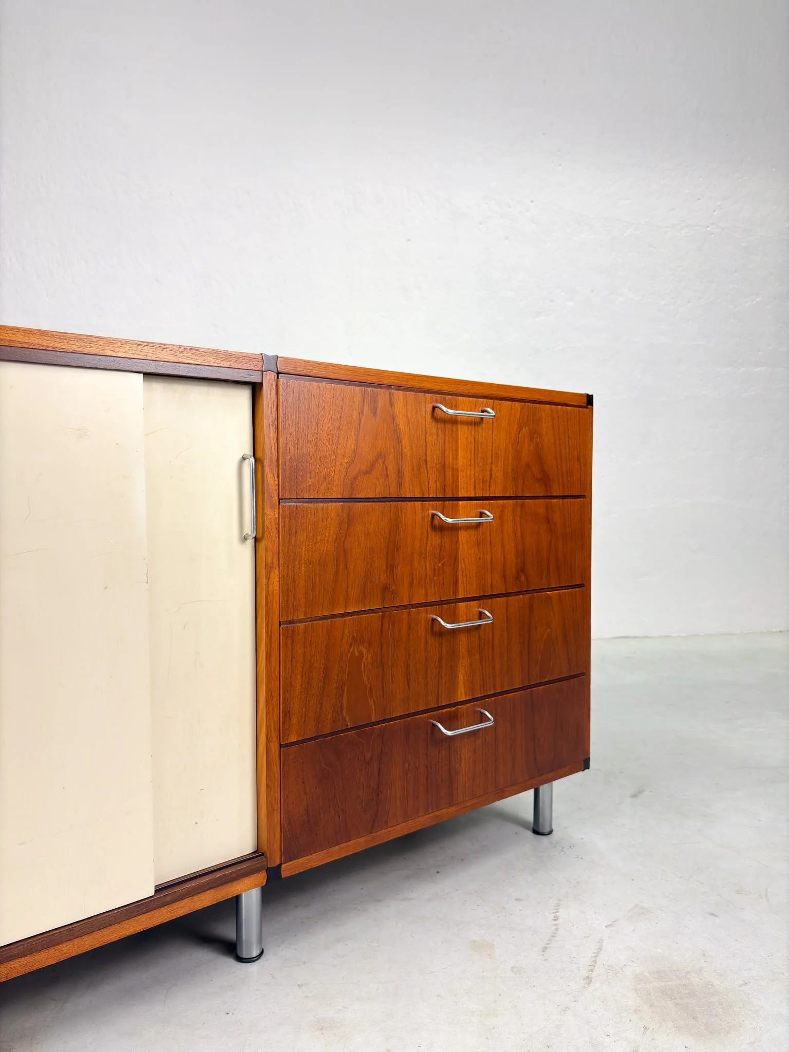 'Made to Measure' Dressoir van Cees Braakman voor Pastoe (19).jpeg