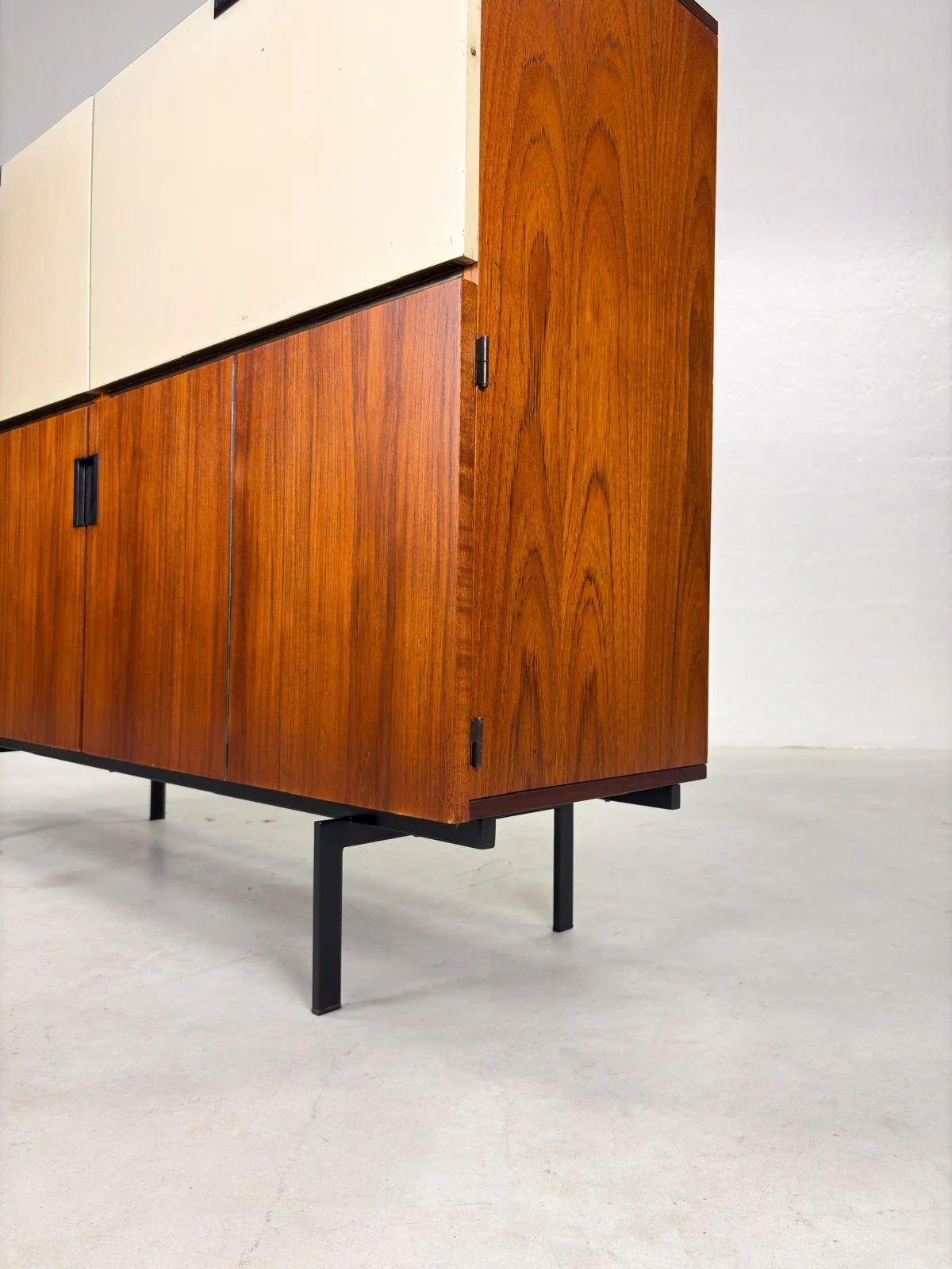 Pastoe 'CU05' Japanse Serie Dressoir van Cees Braakman (11).jpeg