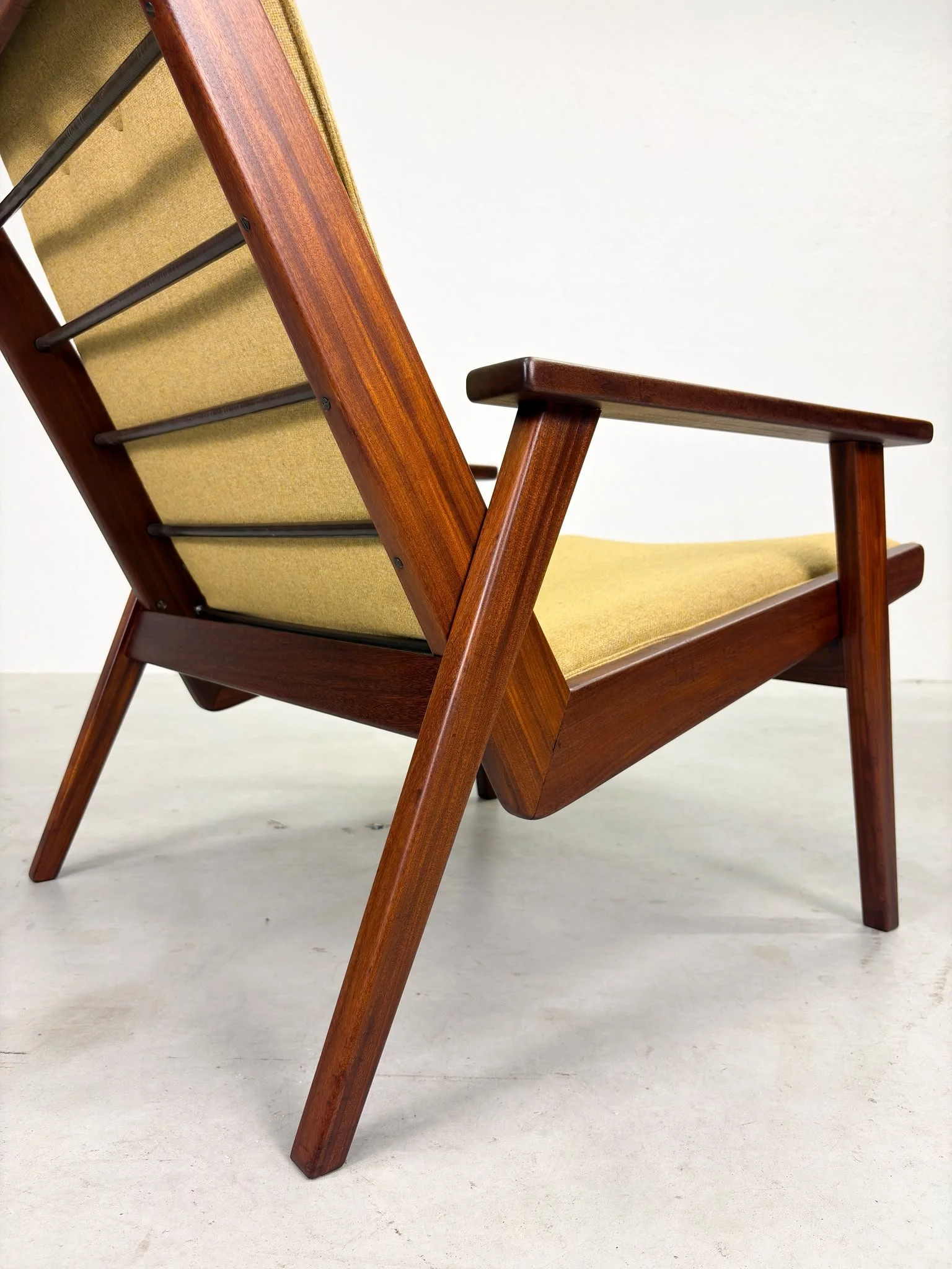 '1611' Fauteuil van Rob Parry voor Gelderland (17).jpeg