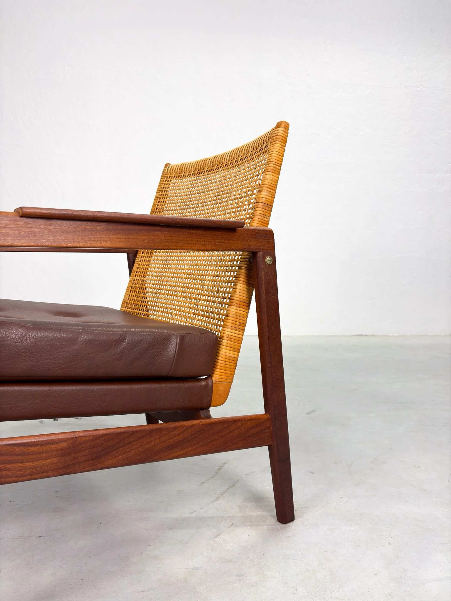Mid-century Fauteuil van P.J Muntendam voor Gebr. Jonkers (3).jpeg