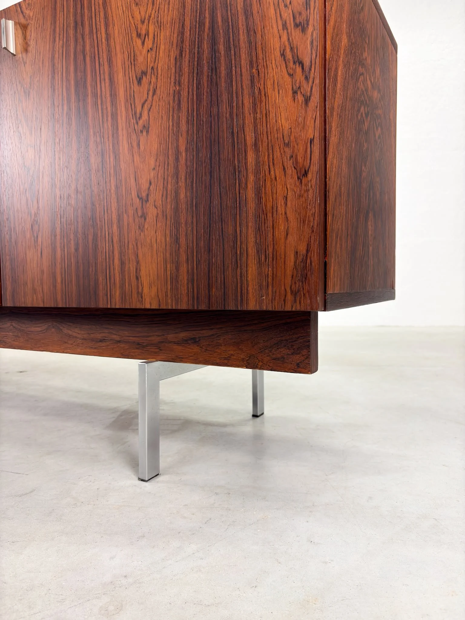 Zeldzaam 'Propos' Sideboard in Palissander van Hulmefa (17).jpeg