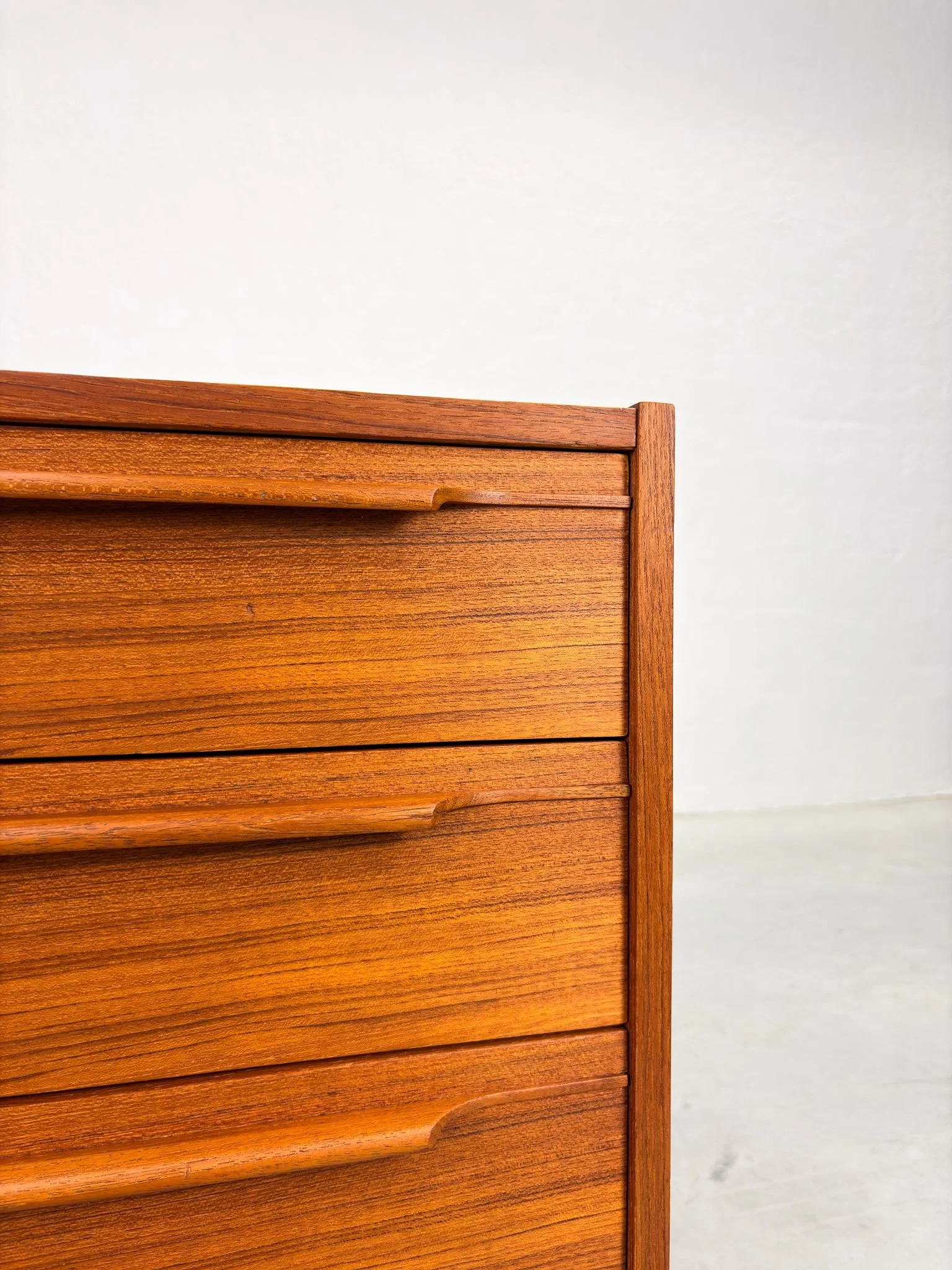 Mid-century 'Mahjongg' Ladekast van Ouwenbroek's Meubelfabriek (4).jpeg