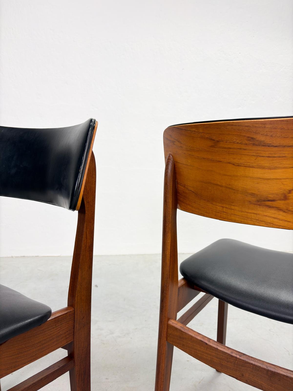 Set Eetkamerstoelen van Mahjongg Vlaardingen (12).jpeg