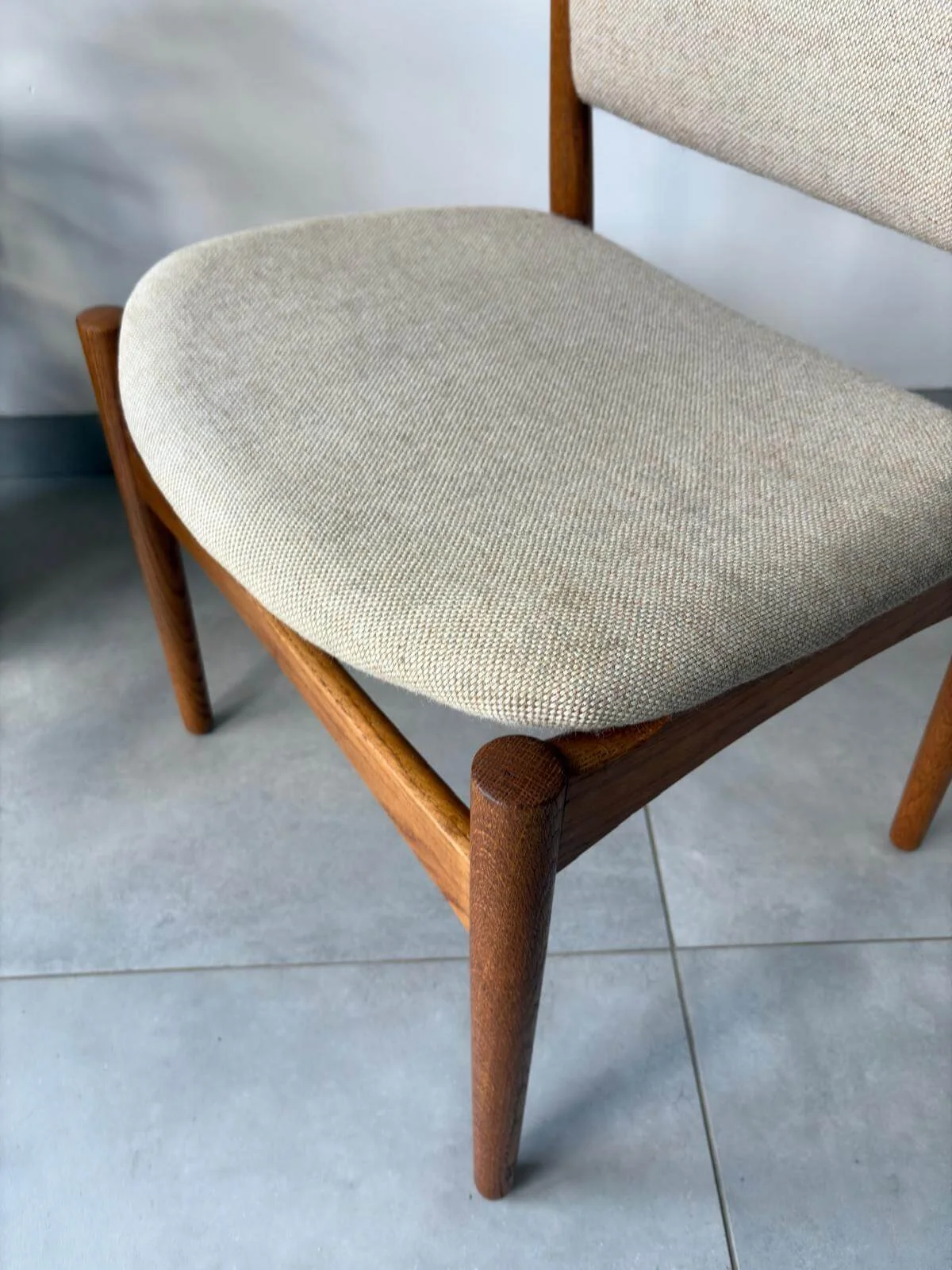 Set Vintage Deense Eetkamerstoelen Fritz Hansen (15).jpg