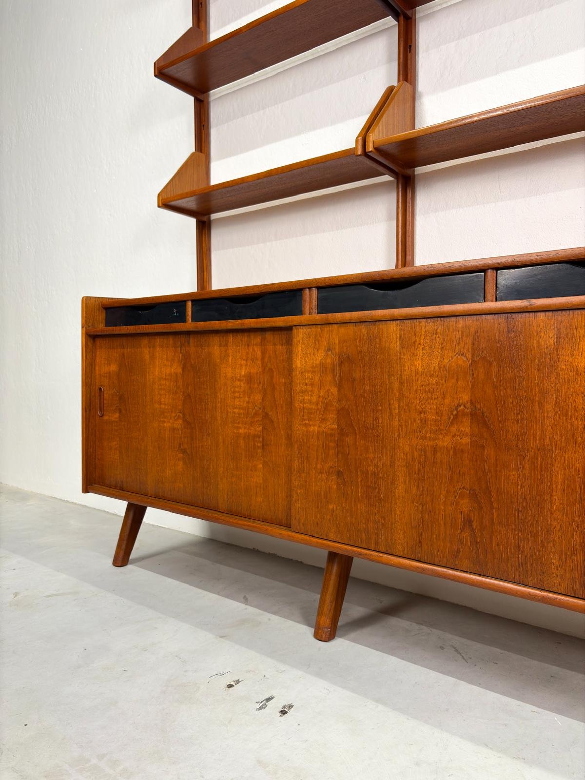 Vintage Modulair Wandsysteem O.M.F. 'Elementa' (3).jpg