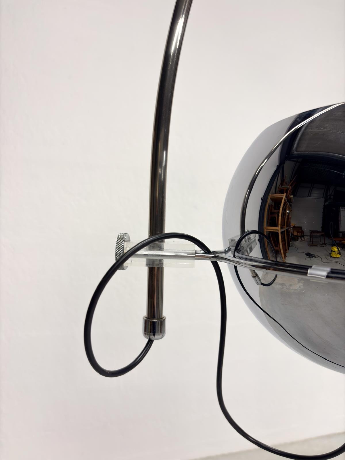 XXL Arc Vloerlamp in Chroom van Gepo Amsterdam (6).jpeg
