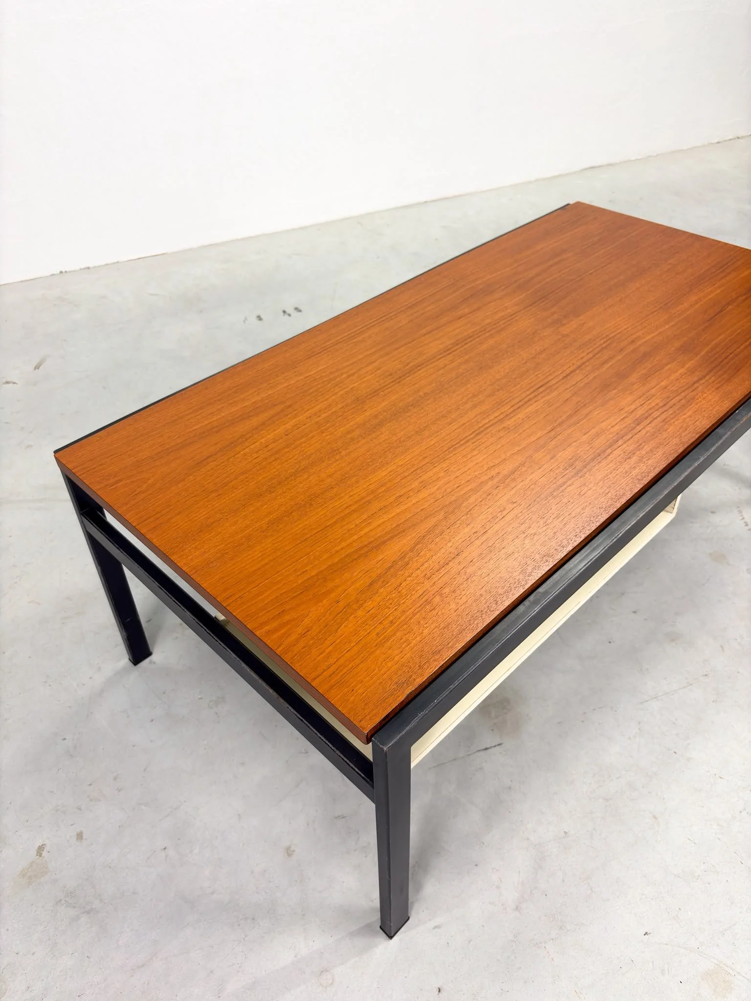 'TU04' Salontafel van Cees Braakman voor Pastoe (22).jpeg