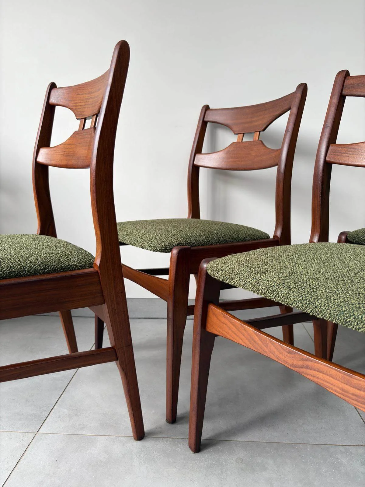 Set vintage Deense eetkamerstoelen BAKO (8).jpg
