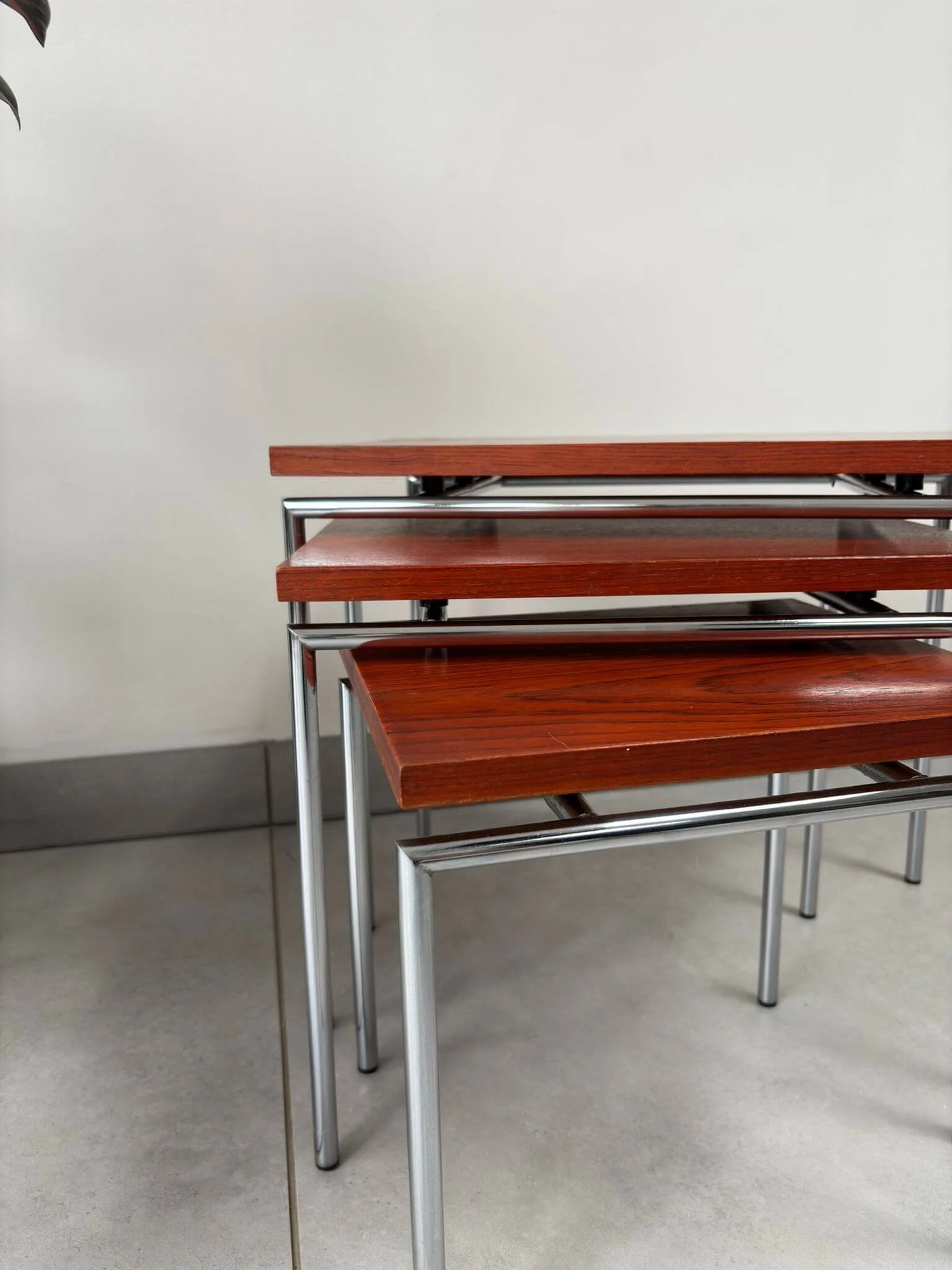 Vintage Bijzettafeltjes Mimiset Pastoe Stijl (5).jpg