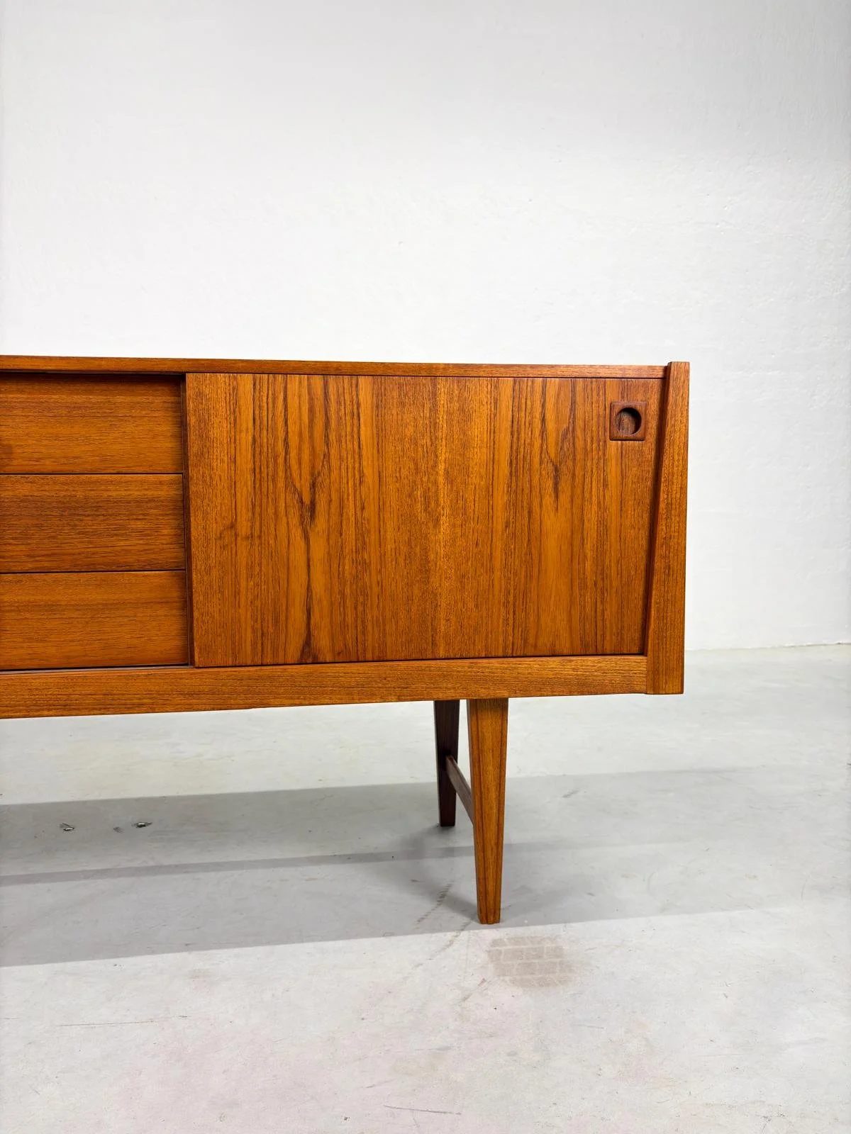Mid-century Sideboard van Mahjongg Vlaardingen (18).jpeg