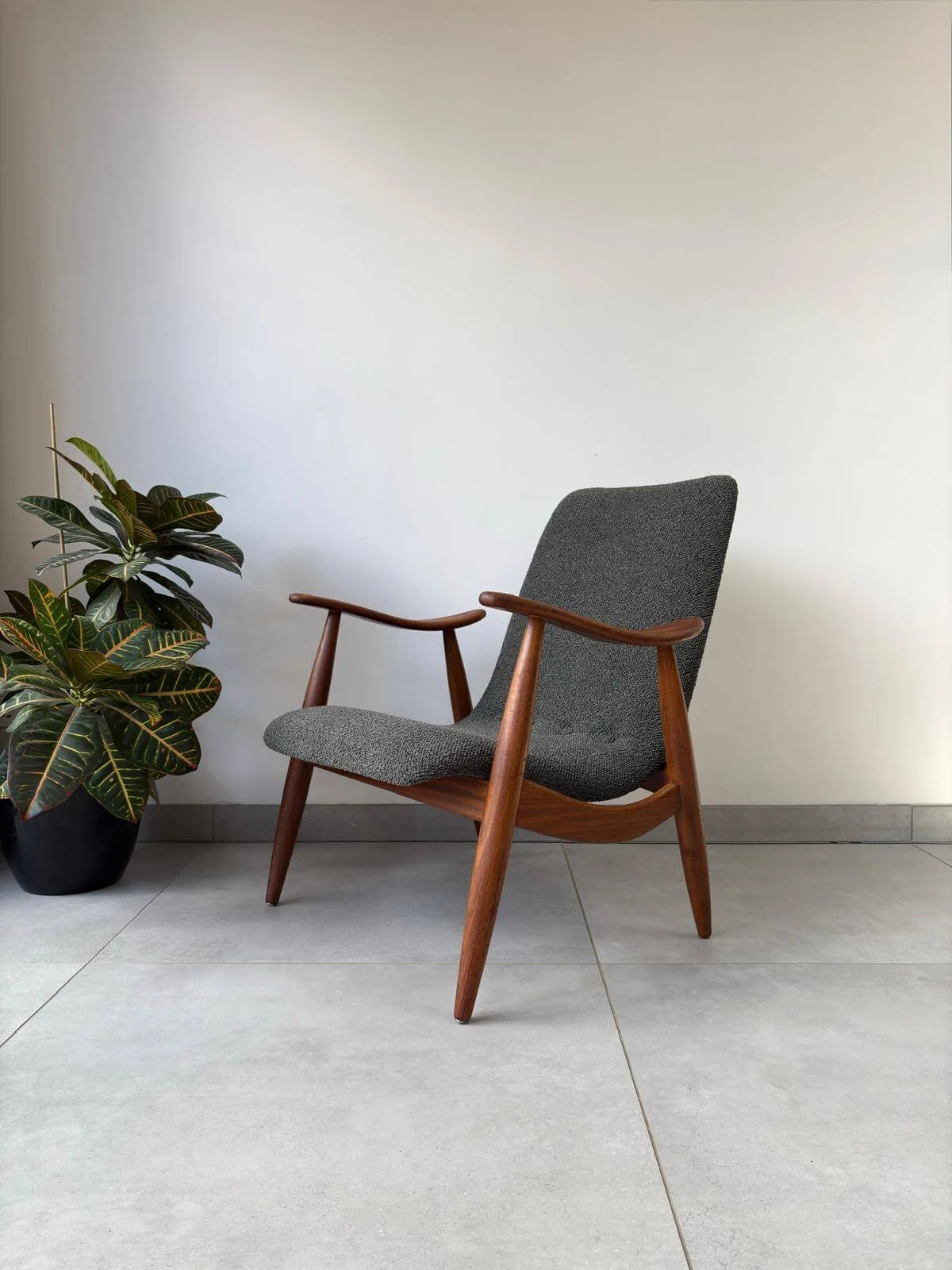 Vintage Fauteuil Louis van Teeffelen A-serie Donkergroen (14).jpg