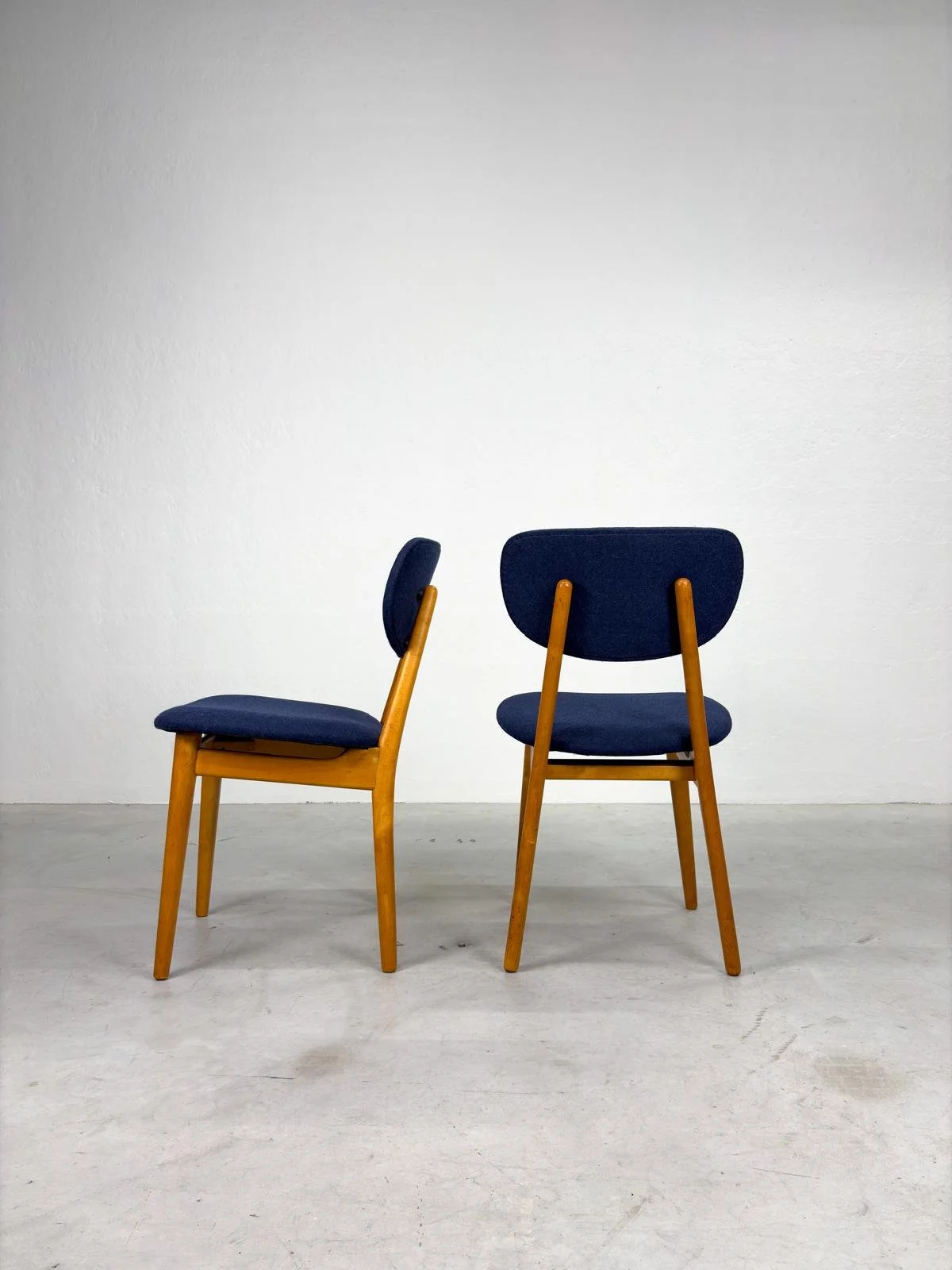 Set 'SB13' Eetkamerstoelen van Cees Braakman voor Pastoe (16).jpeg