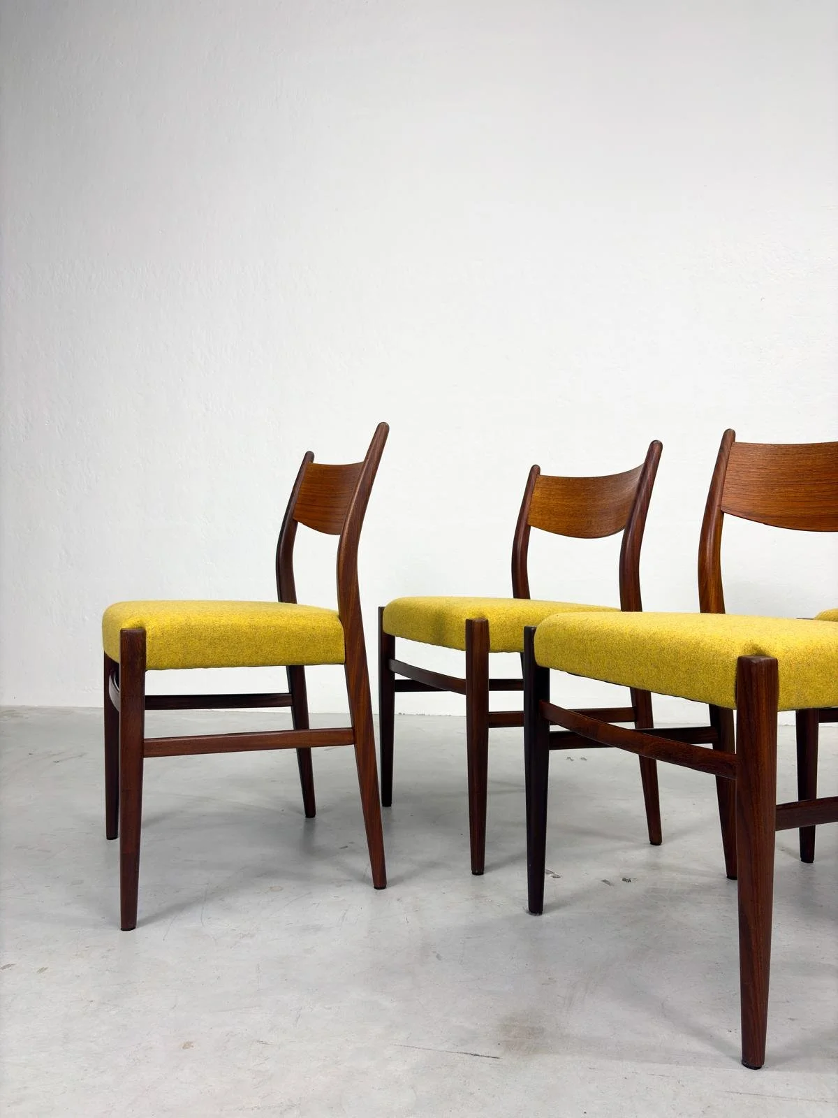 Set 'SA10' Eetkamerstoelen van Cees Braakman voor Pastoe (12).jpeg