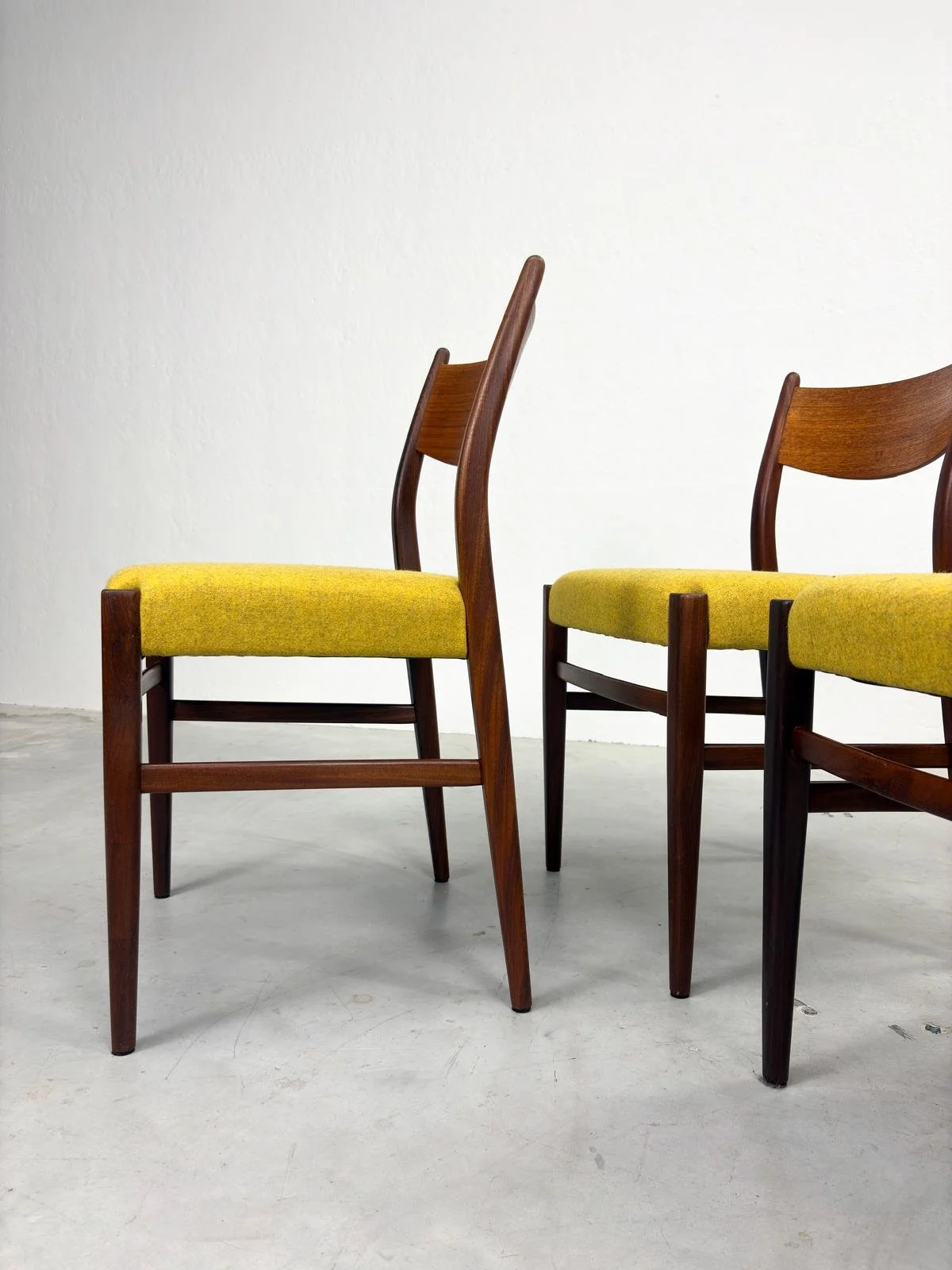Set 'SA10' Eetkamerstoelen van Cees Braakman voor Pastoe (7).jpeg